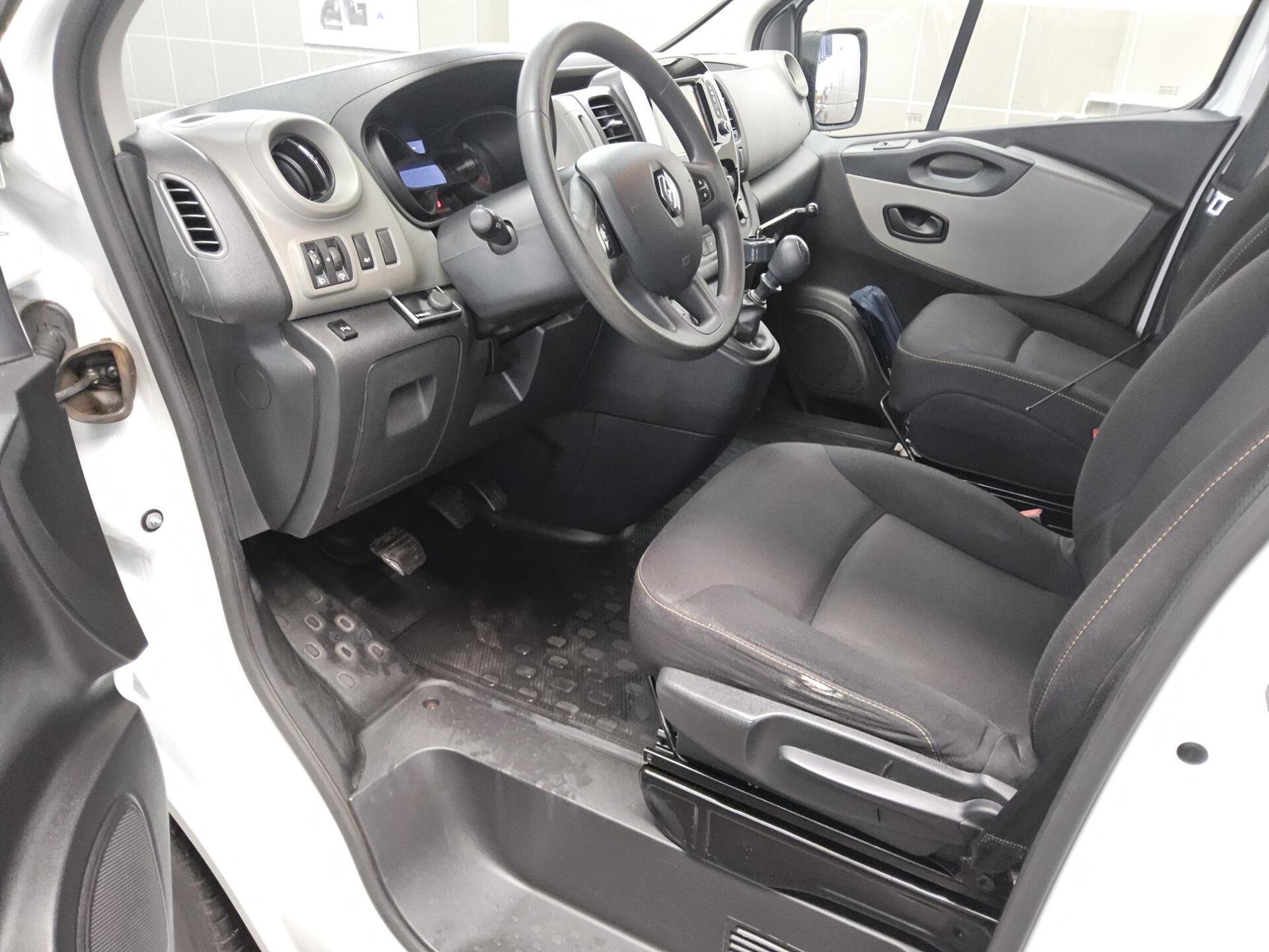 Renault Trafic L1H1 1.6 dCi Kasten Navi Regal StandHzg 8