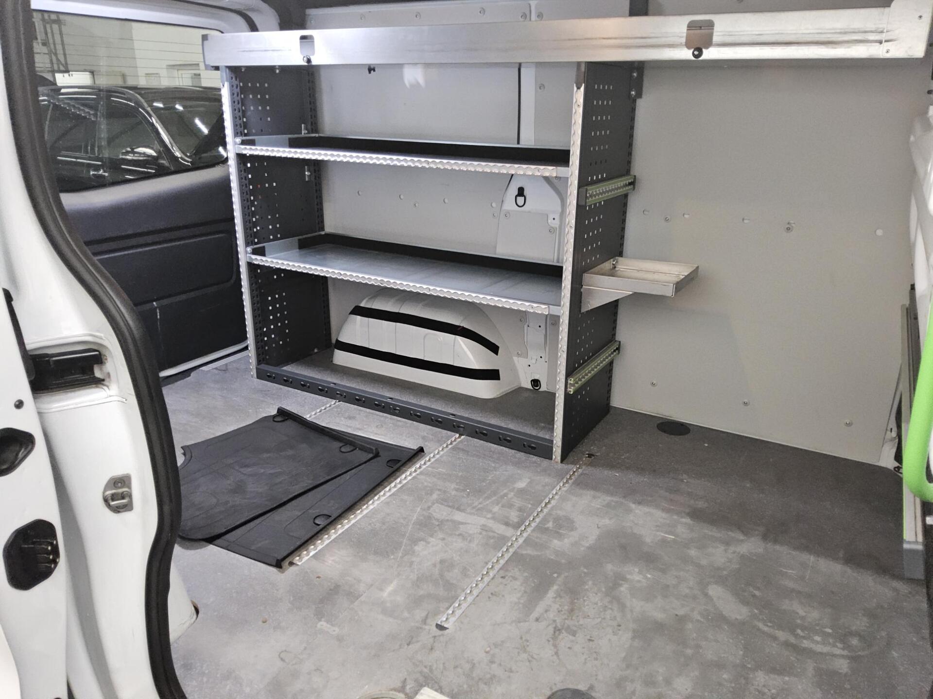 Renault Trafic L1H1 1.6 dCi Kasten Navi Regal StandHzg 12