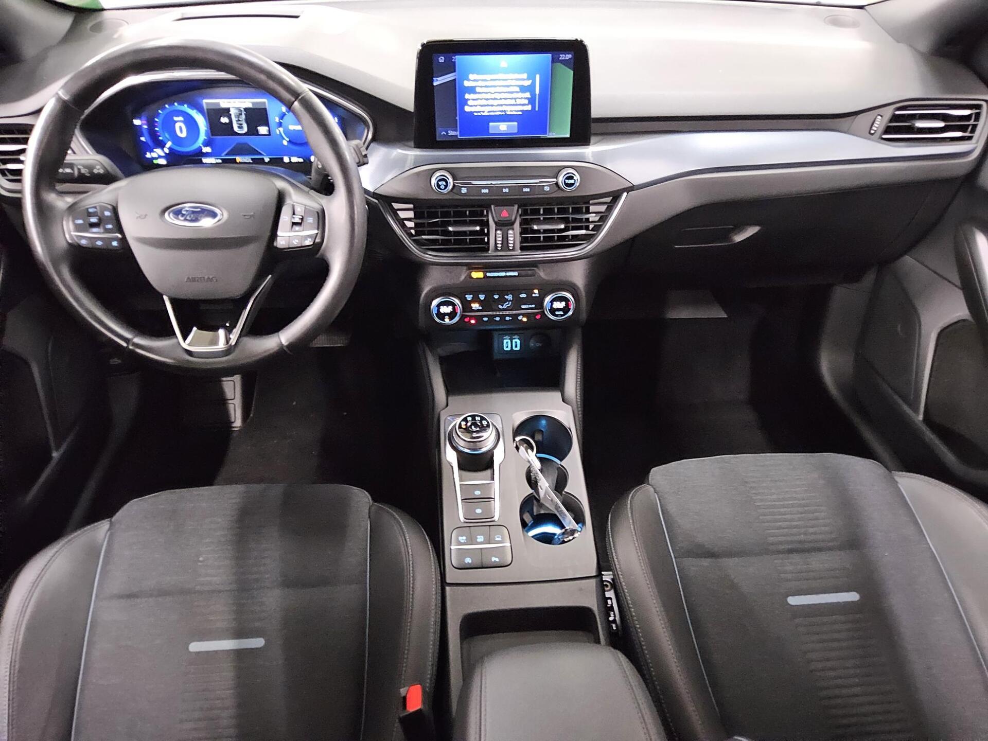 Ford Focus Turnier 1.5 EB Active Navi LED Shz RfK 5