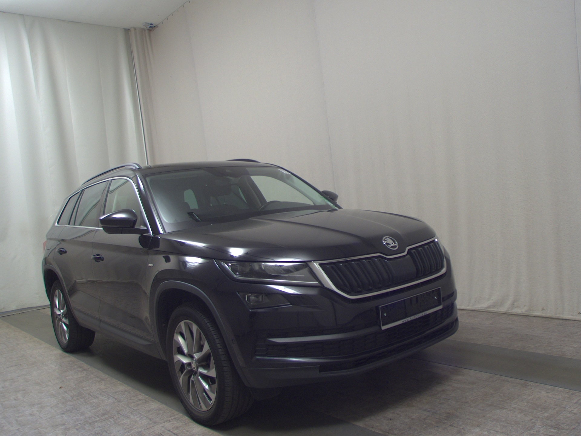 Skoda Kodiaq 2.0 TDI Clever Navi LED PDC ACC 4xShz 3