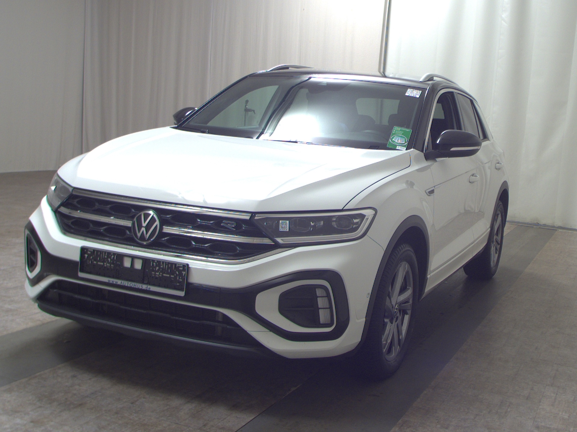 Volkswagen T-Roc 1.0 TSI R-Line Navi DC LED+ Kamera Shz 2