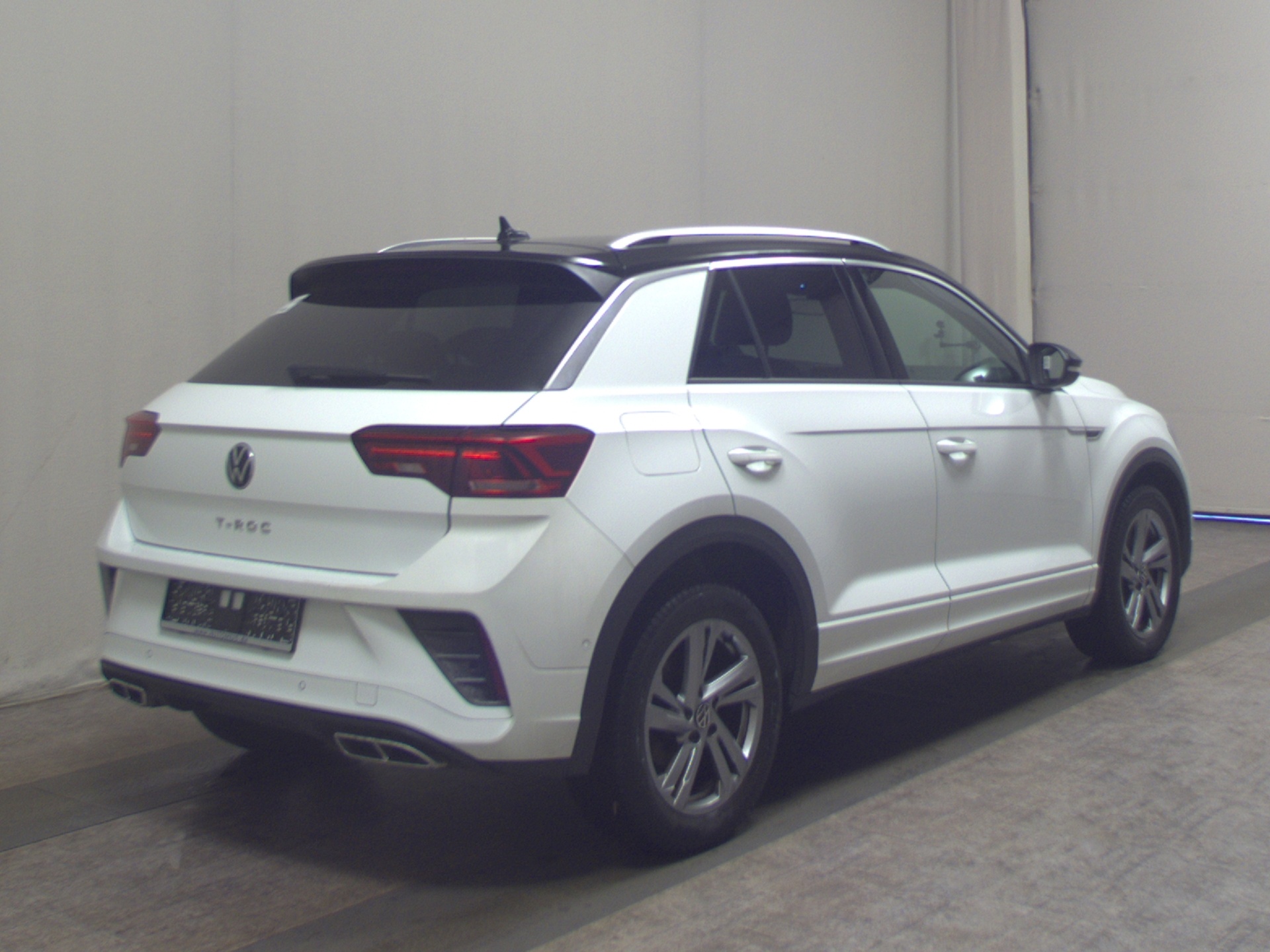 Volkswagen T-Roc 1.0 TSI R-Line Navi DC LED+ Kamera Shz 4