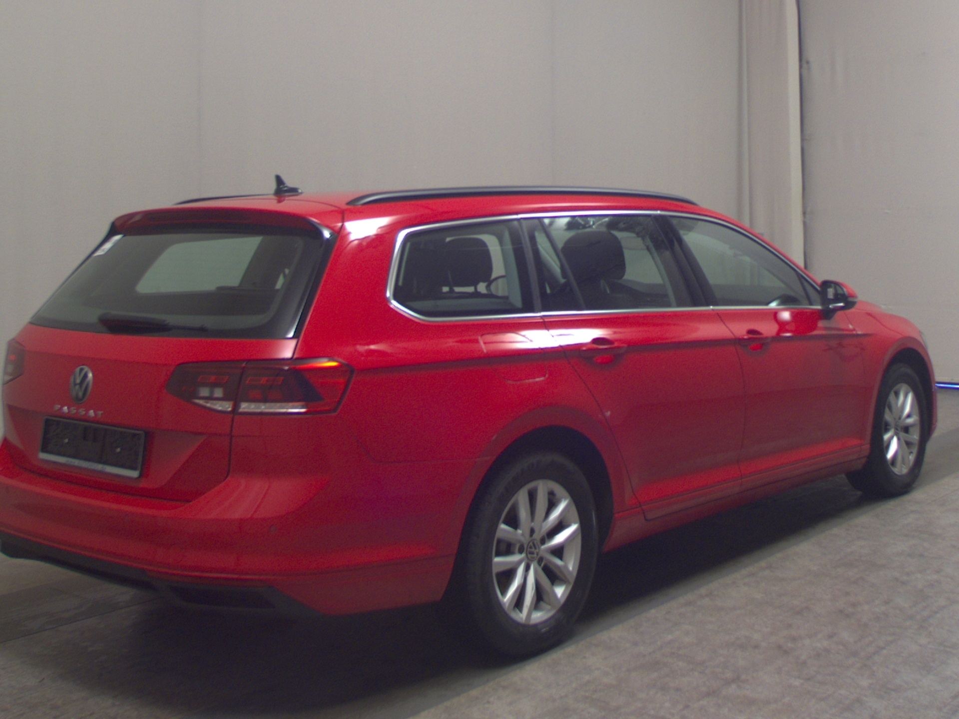Volkswagen Passat Var. 2.0 TDI Business Navi LED AID RFK 4