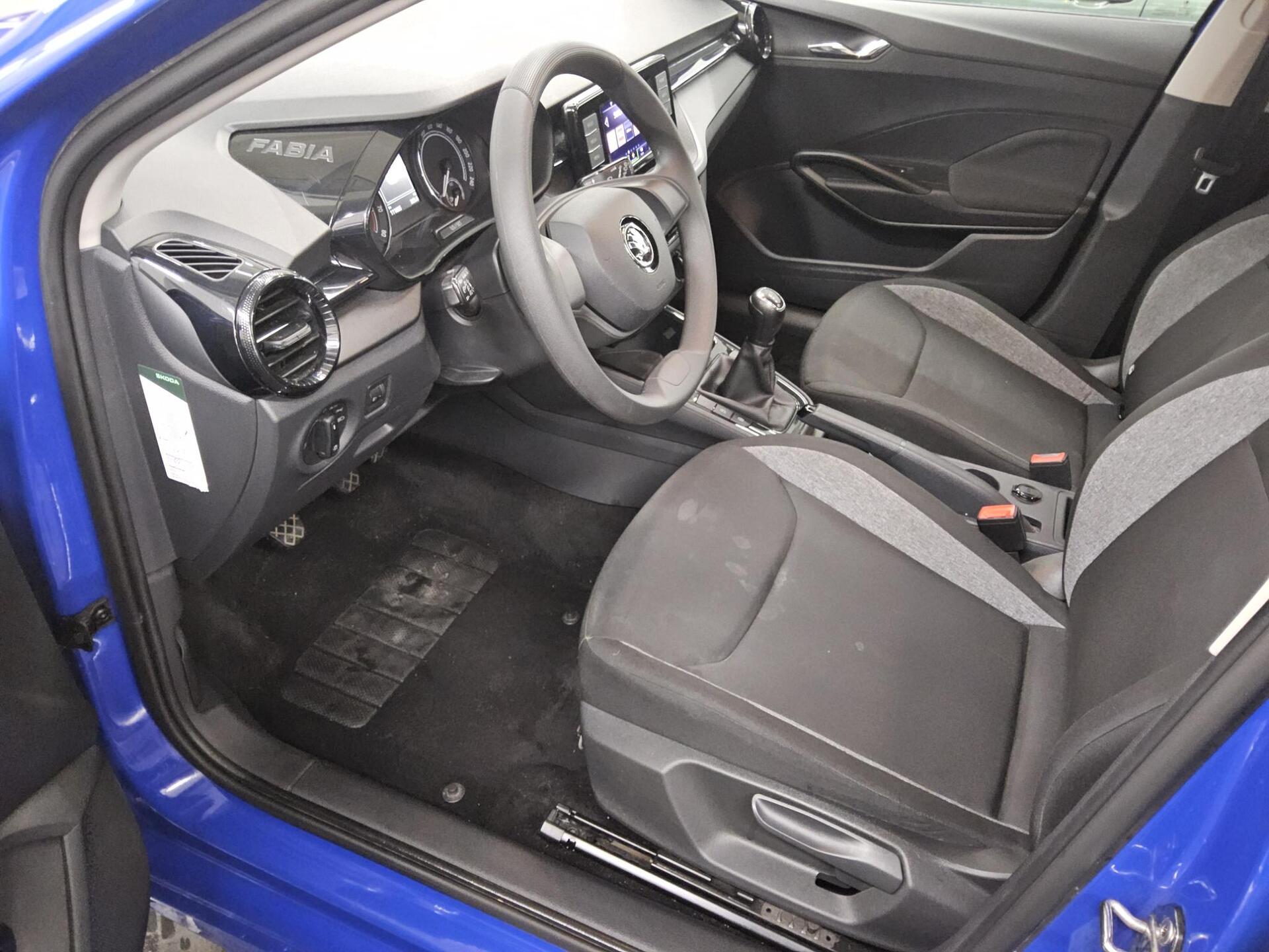 Skoda Fabia 1.0 Easy LED Bluetooth 8