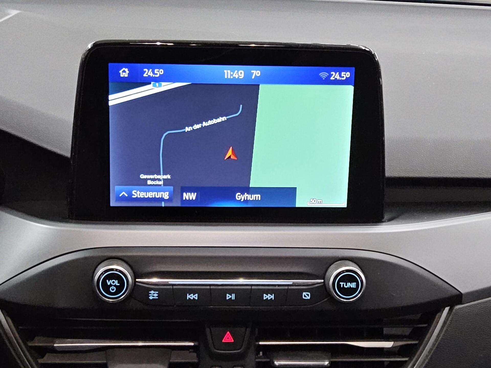 Ford Focus Turnier 1.0 EB Active Navi LED RFK Shz PDC 7