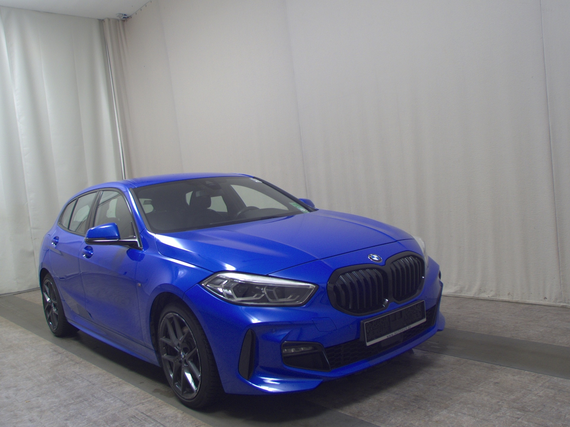 BMW 118dA M-Sport Leder Navi LED LC Prof. Shz PDC 3