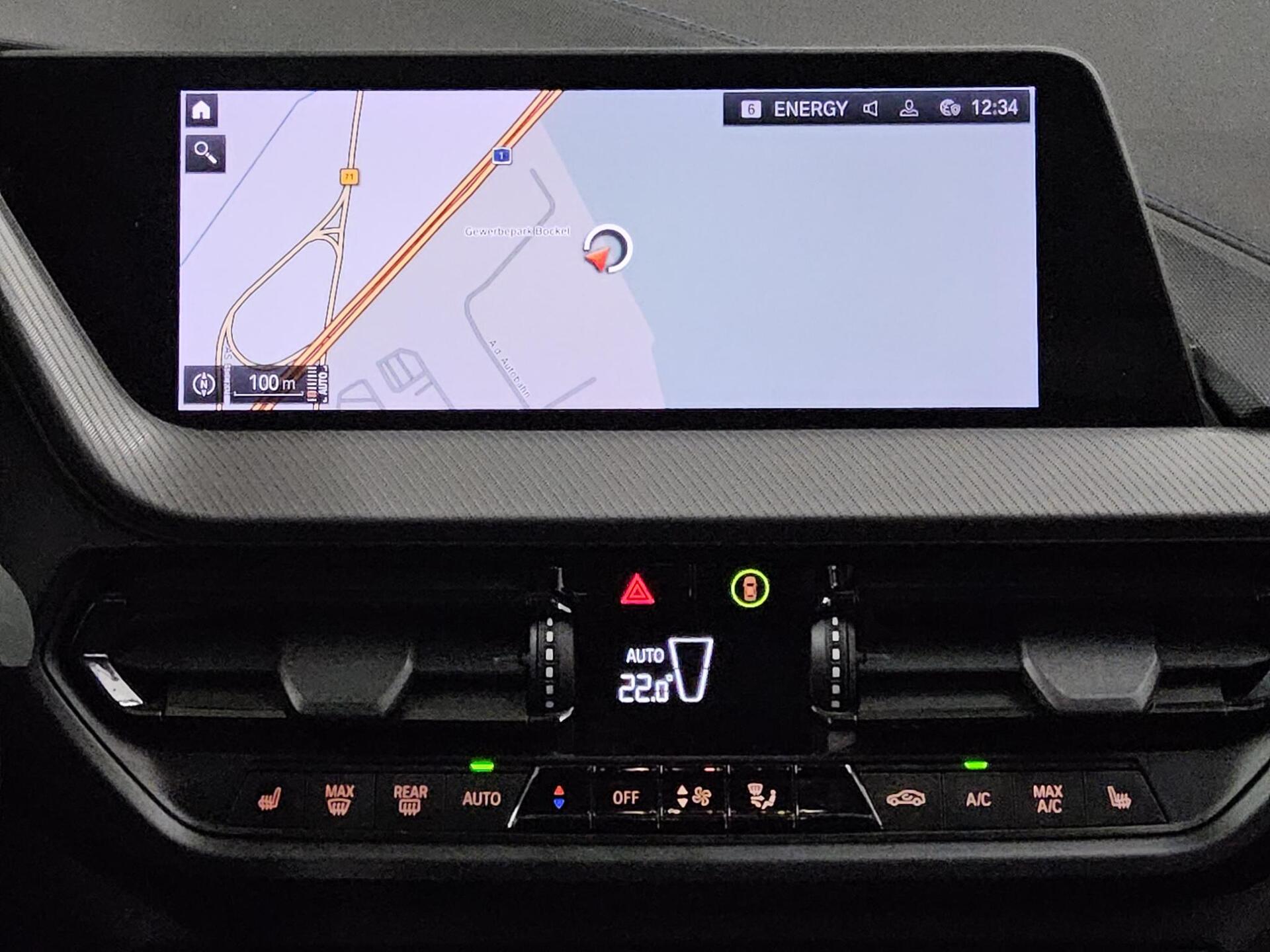 BMW 118dA M-Sport Leder Navi LED LC Prof. Shz PDC 7