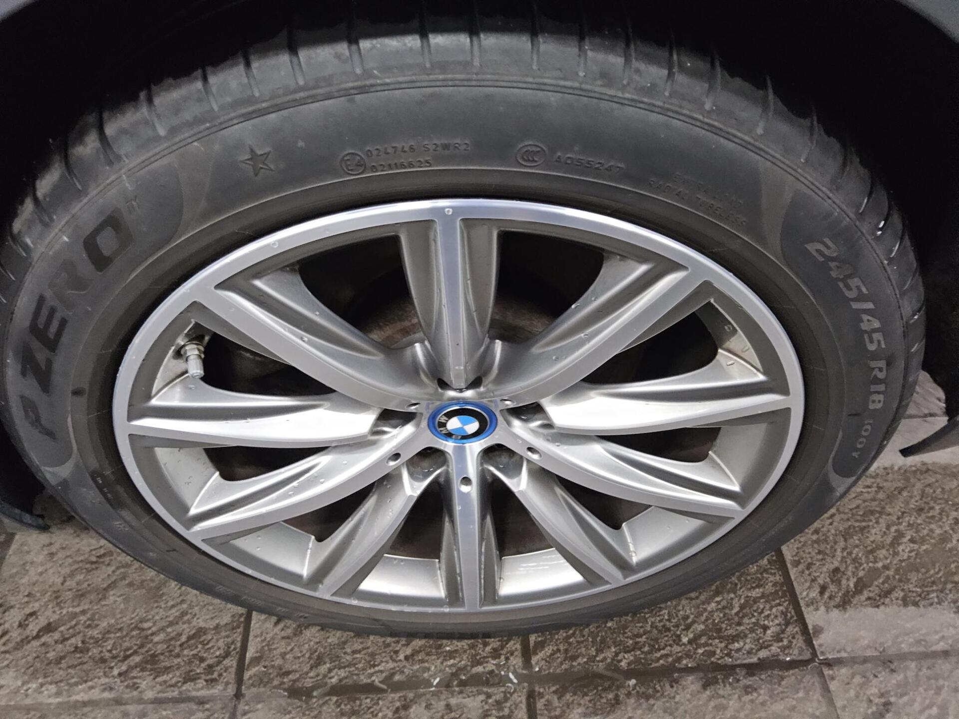 BMW 530e Touring Sport-Line Leder Navi LC Pro RFK 11