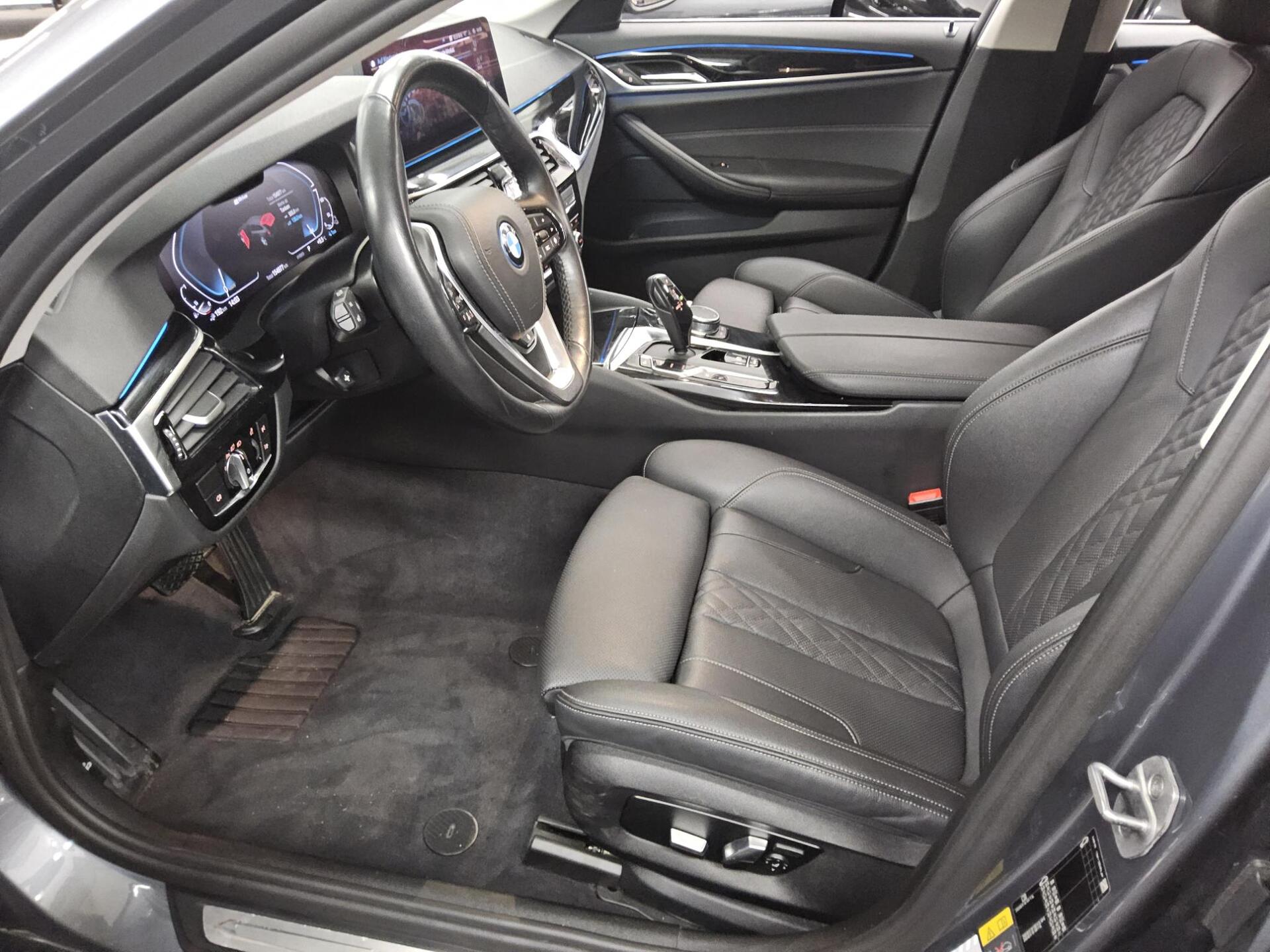 BMW 530e Touring Sport-Line Leder Navi LC Pro RFK 9