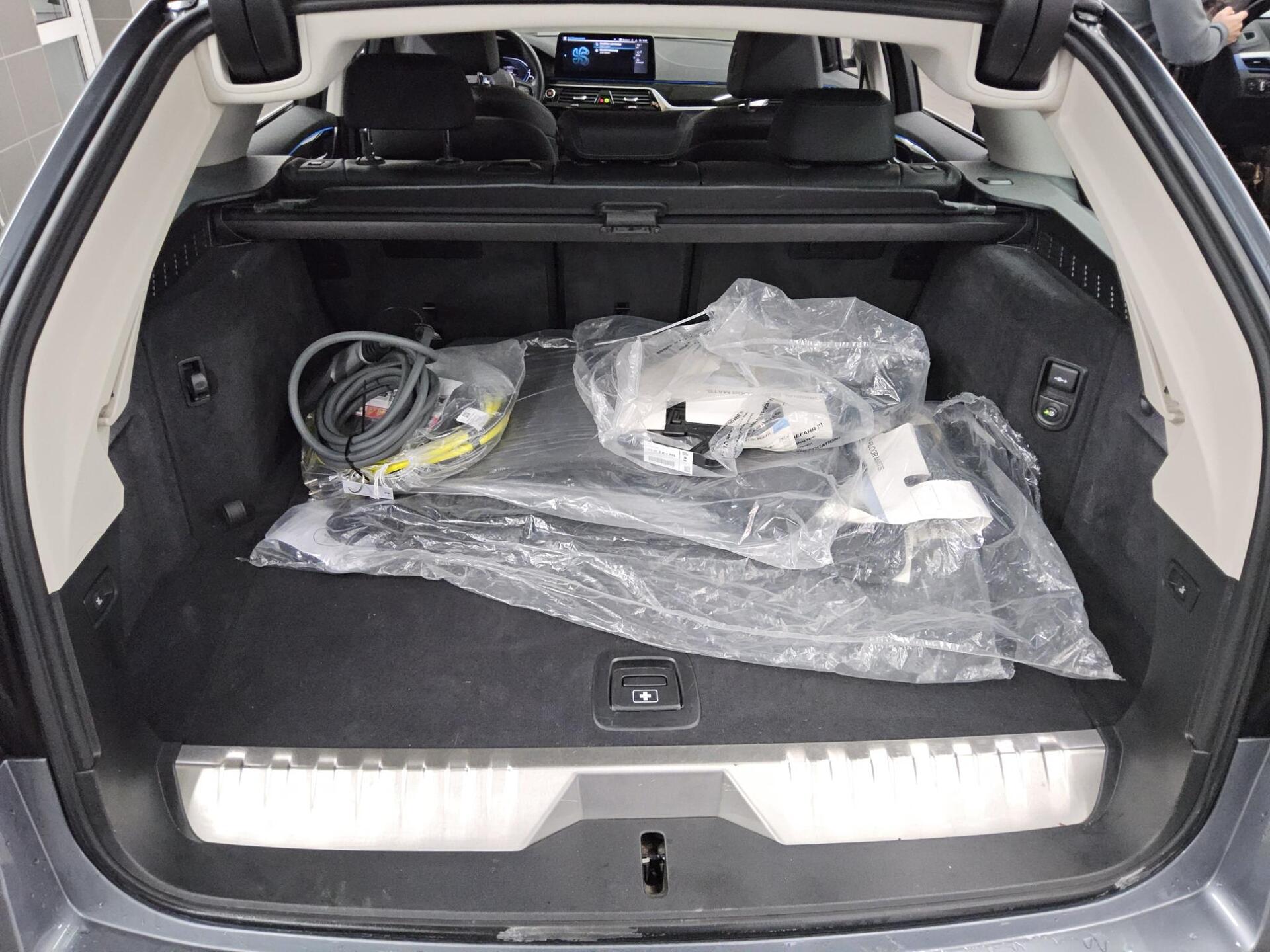 BMW 530e Touring Sport-Line Leder Navi LC Pro RFK 12