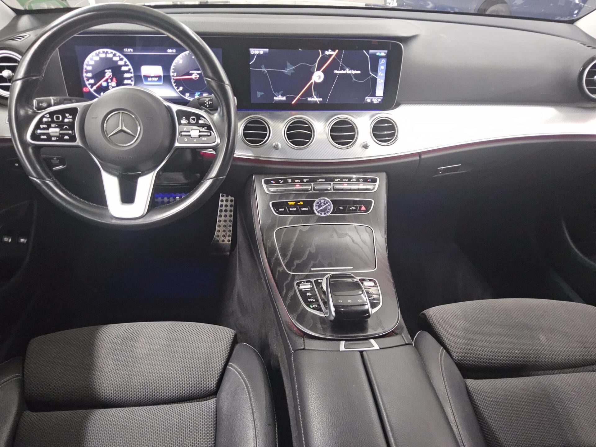 Mercedes-Benz E 300 T d Avantgarde Navi LED Widescreen RFK 5
