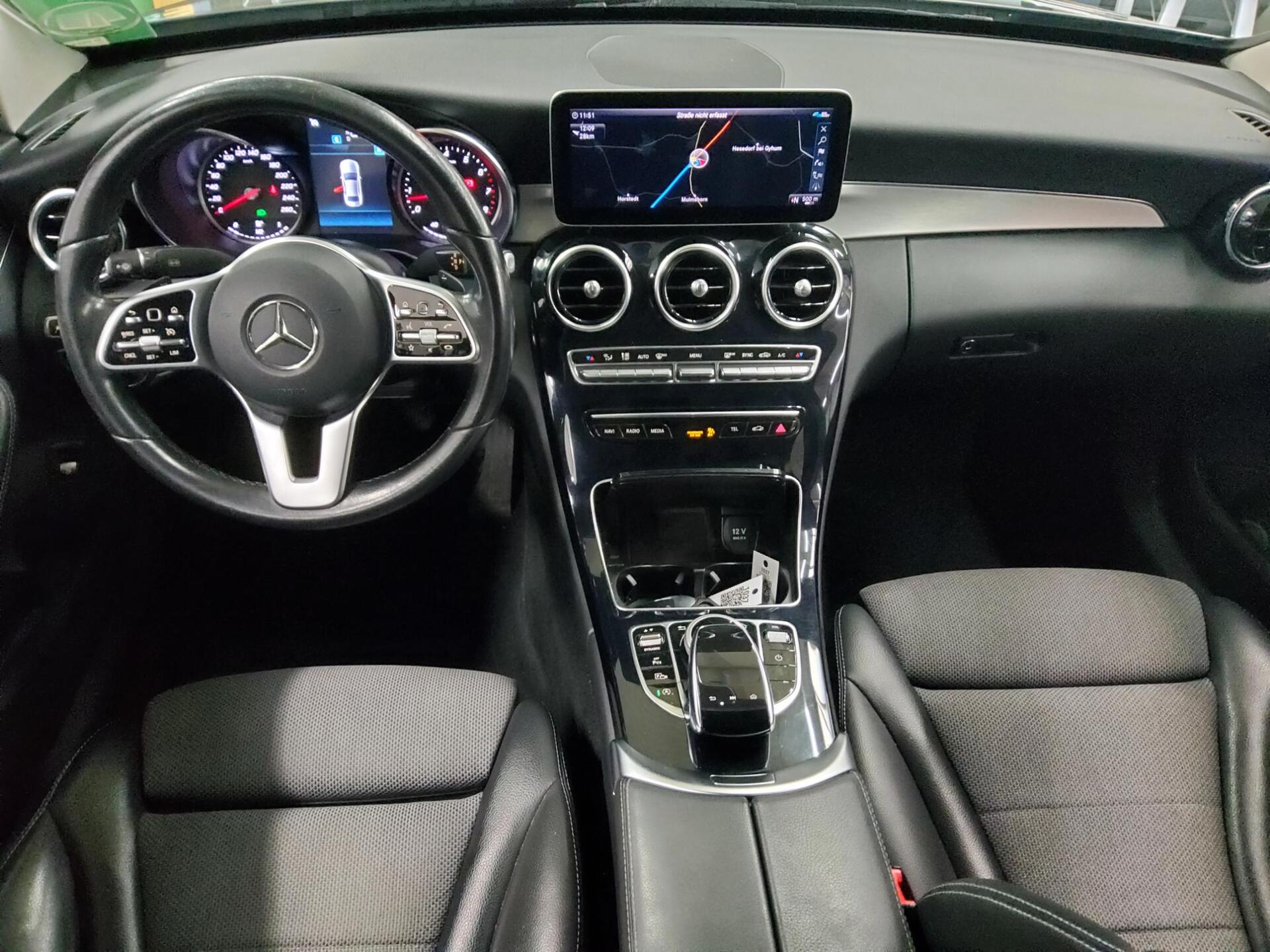 Mercedes-Benz C 180 Avantgarde T-Leder Navi Multibeam RFK 5
