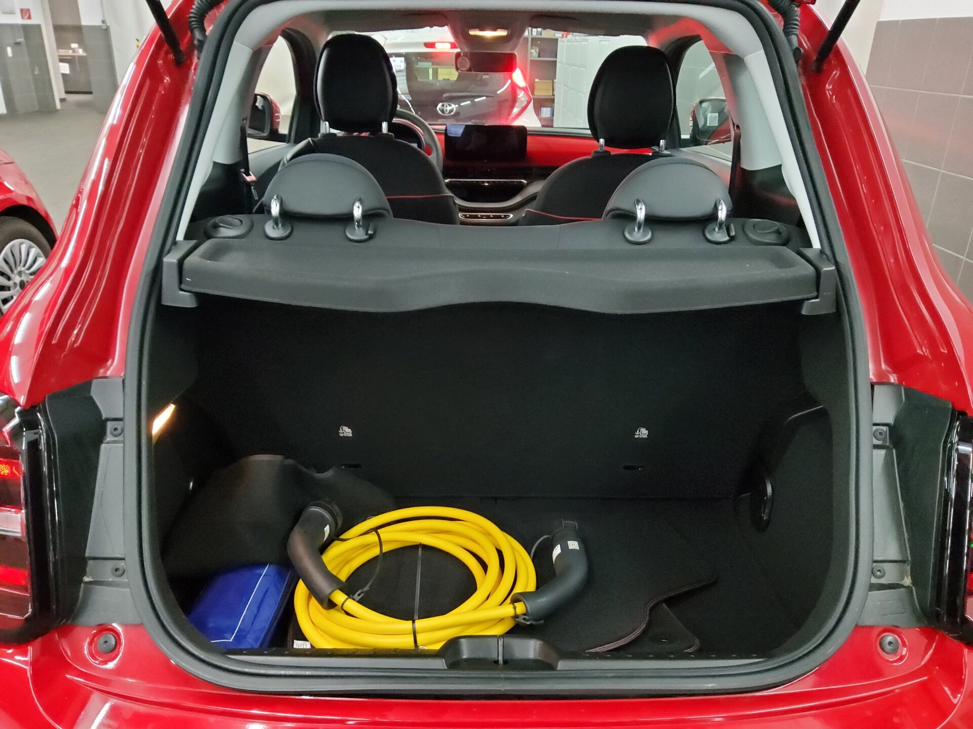 Fiat 500e 12