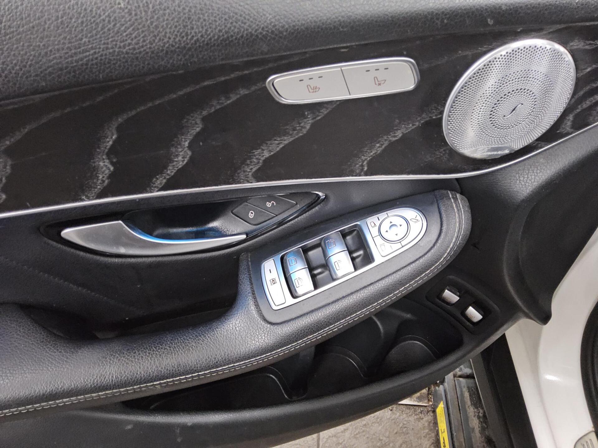 Mercedes-Benz GLC 350 d 4M Exclusive Navi LED Pano 360°Burmes 9