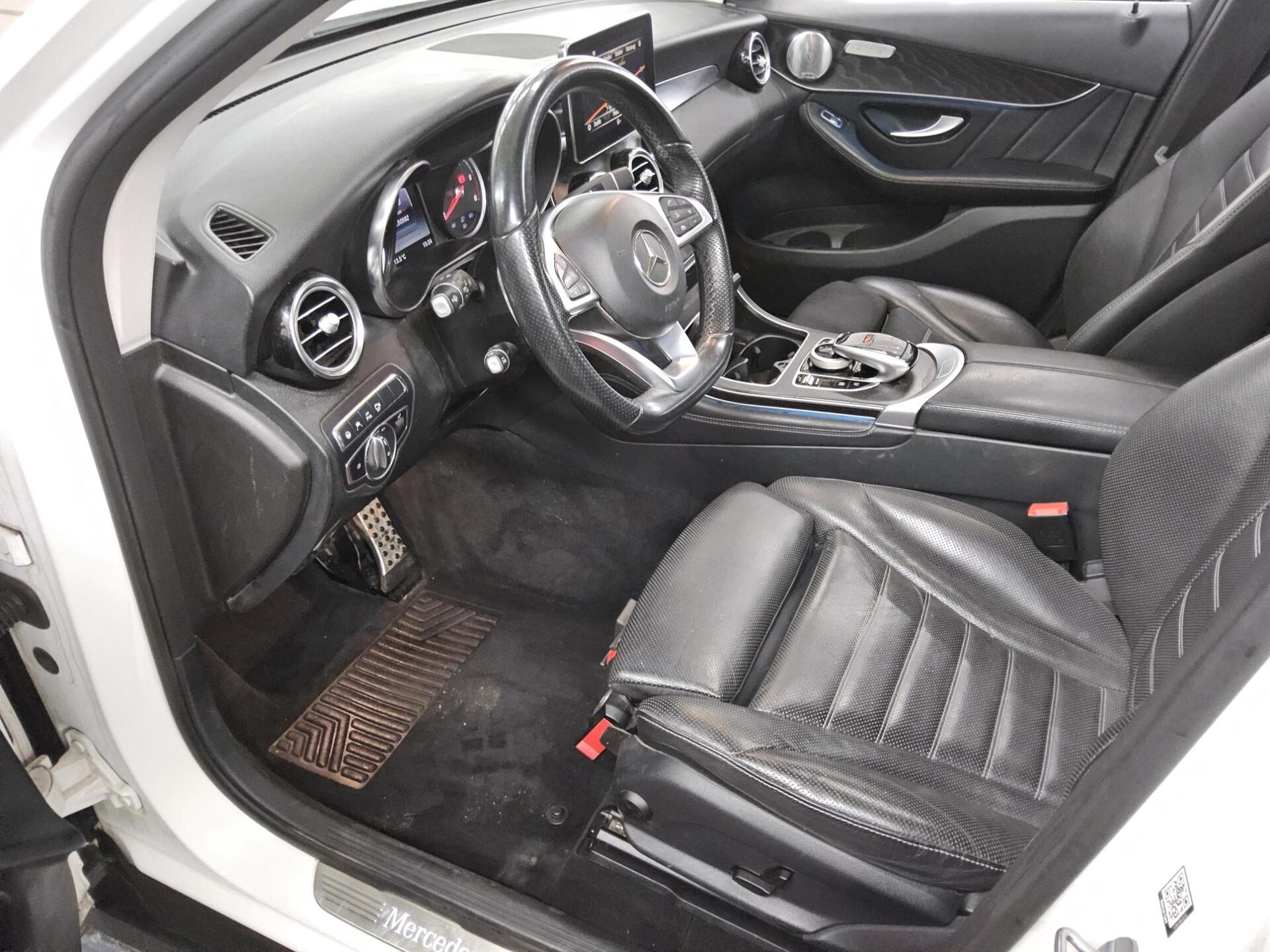 Mercedes-Benz GLC 350 d 4M Exclusive Navi LED Pano 360°Burmes 8