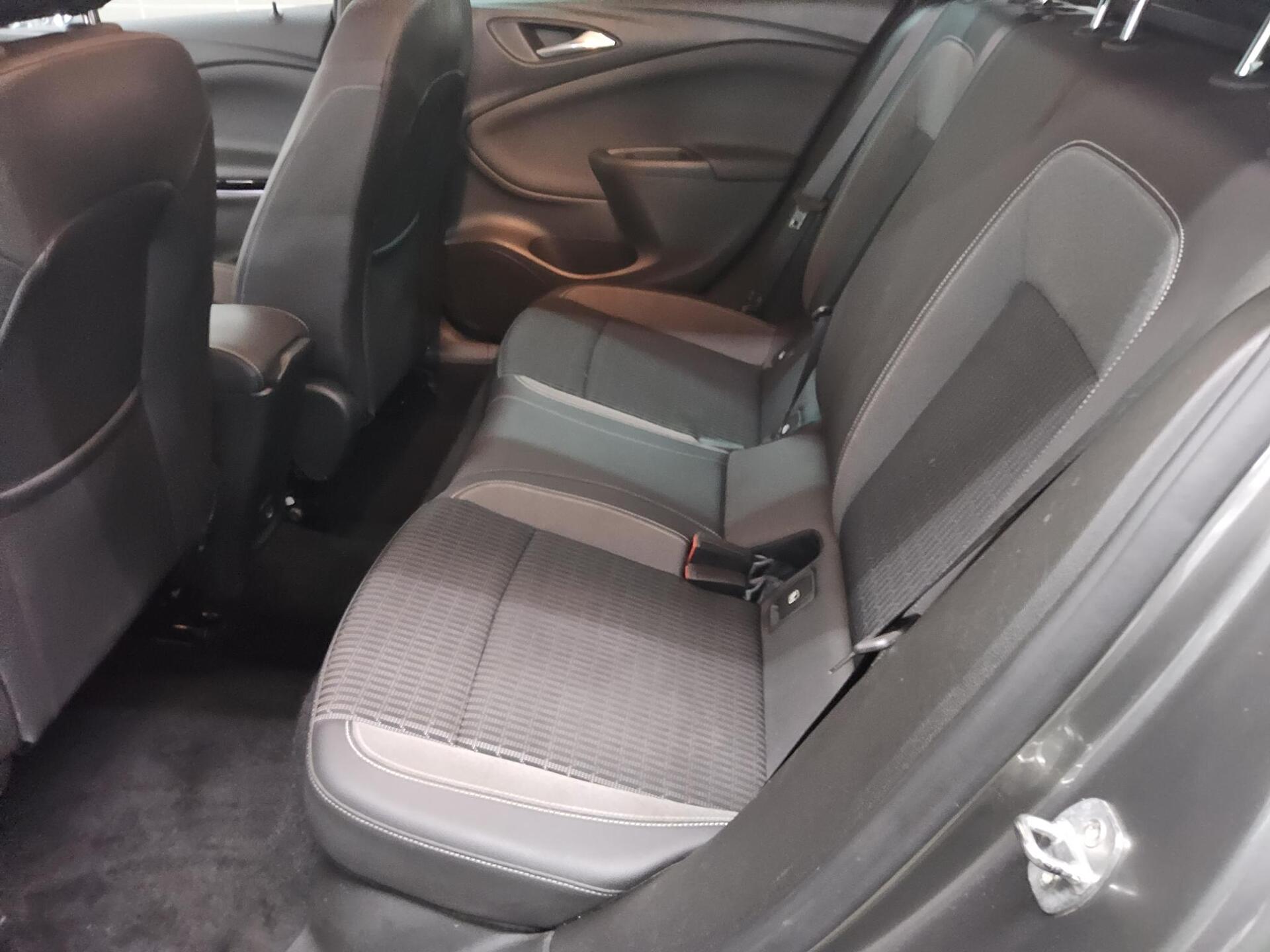 Opel Astra ST 1.5 D Elegance T-Leder Navi LED RFK PDC 13