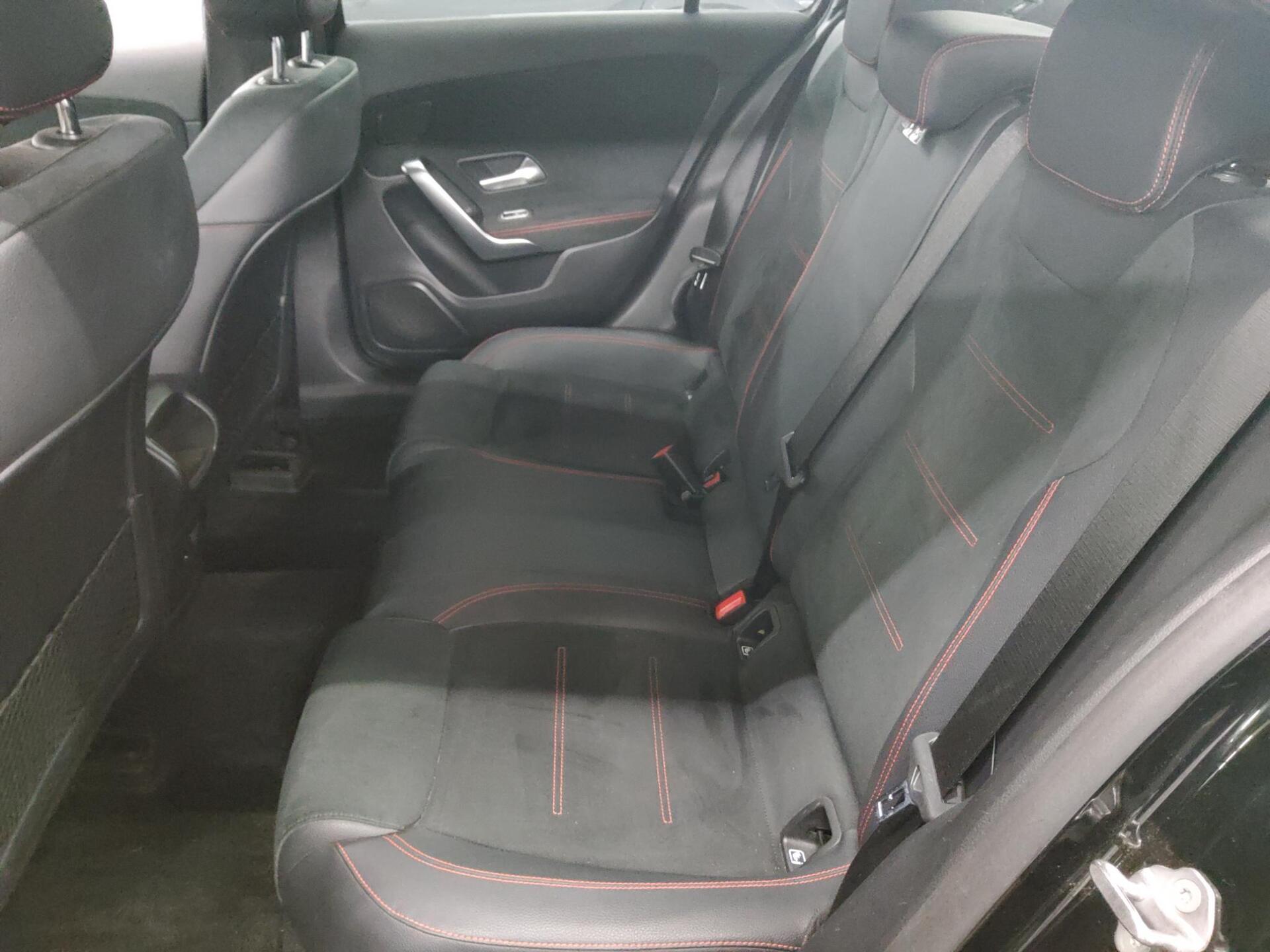 Mercedes-Benz A 220 Lim. d 4M AMG-Line Night Navi Multibeam 13