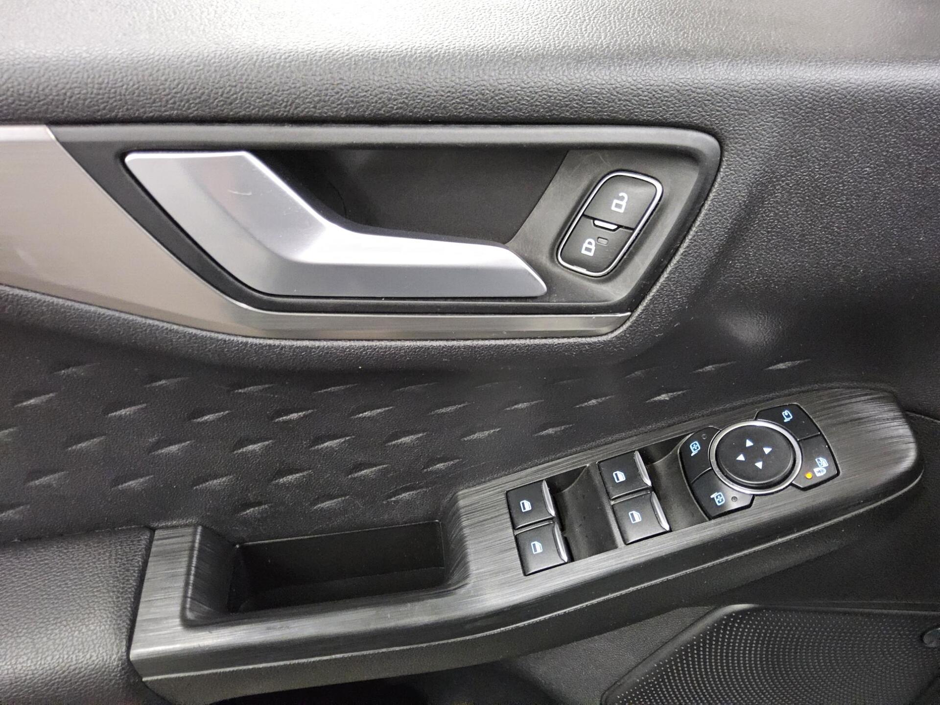 Ford Kuga 1.5 EB Titanium X Navi LED HuD Pano AHK Shz 10