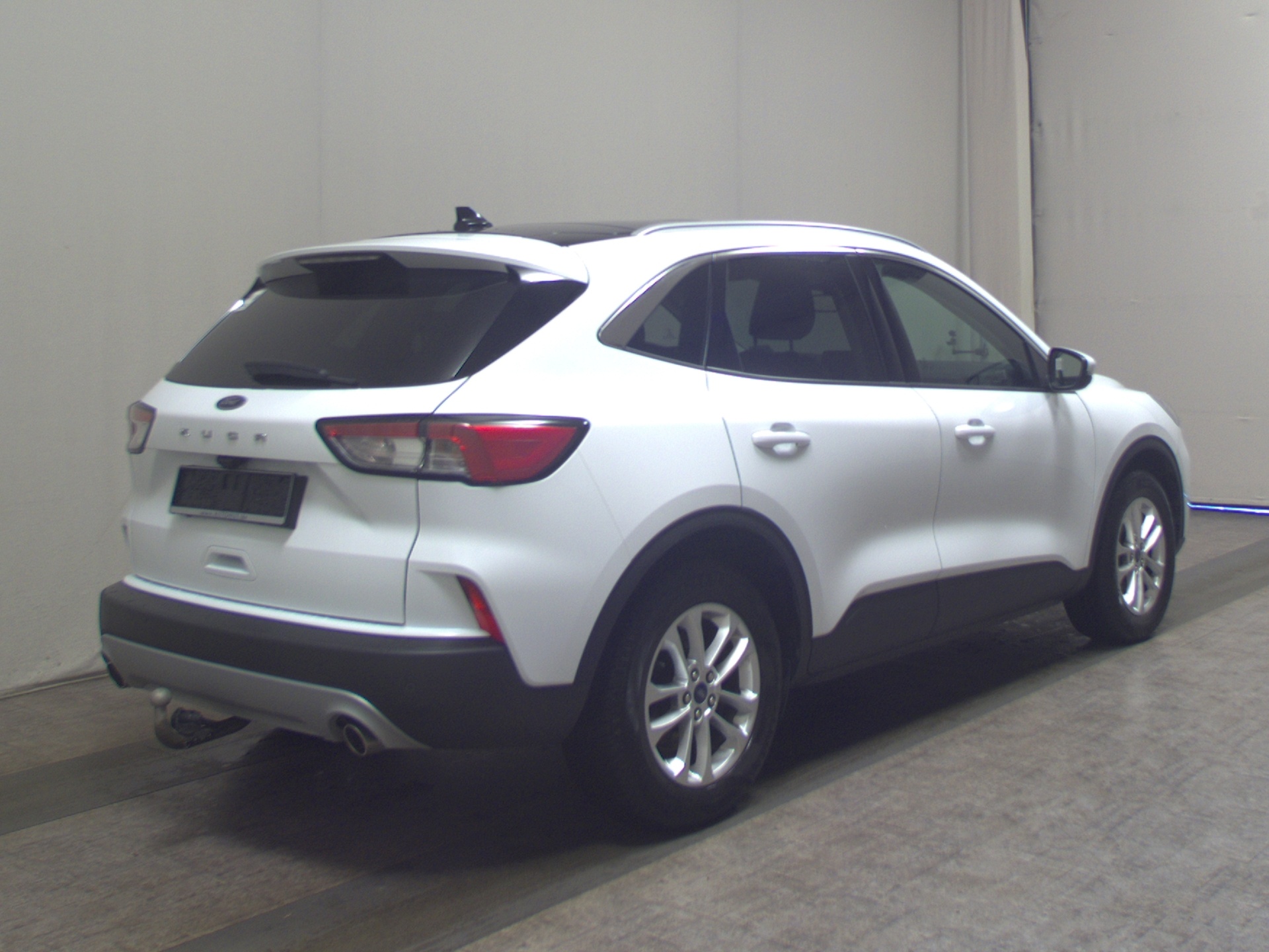 Ford Kuga 1.5 EB Titanium X Navi LED HuD Pano AHK Shz 4