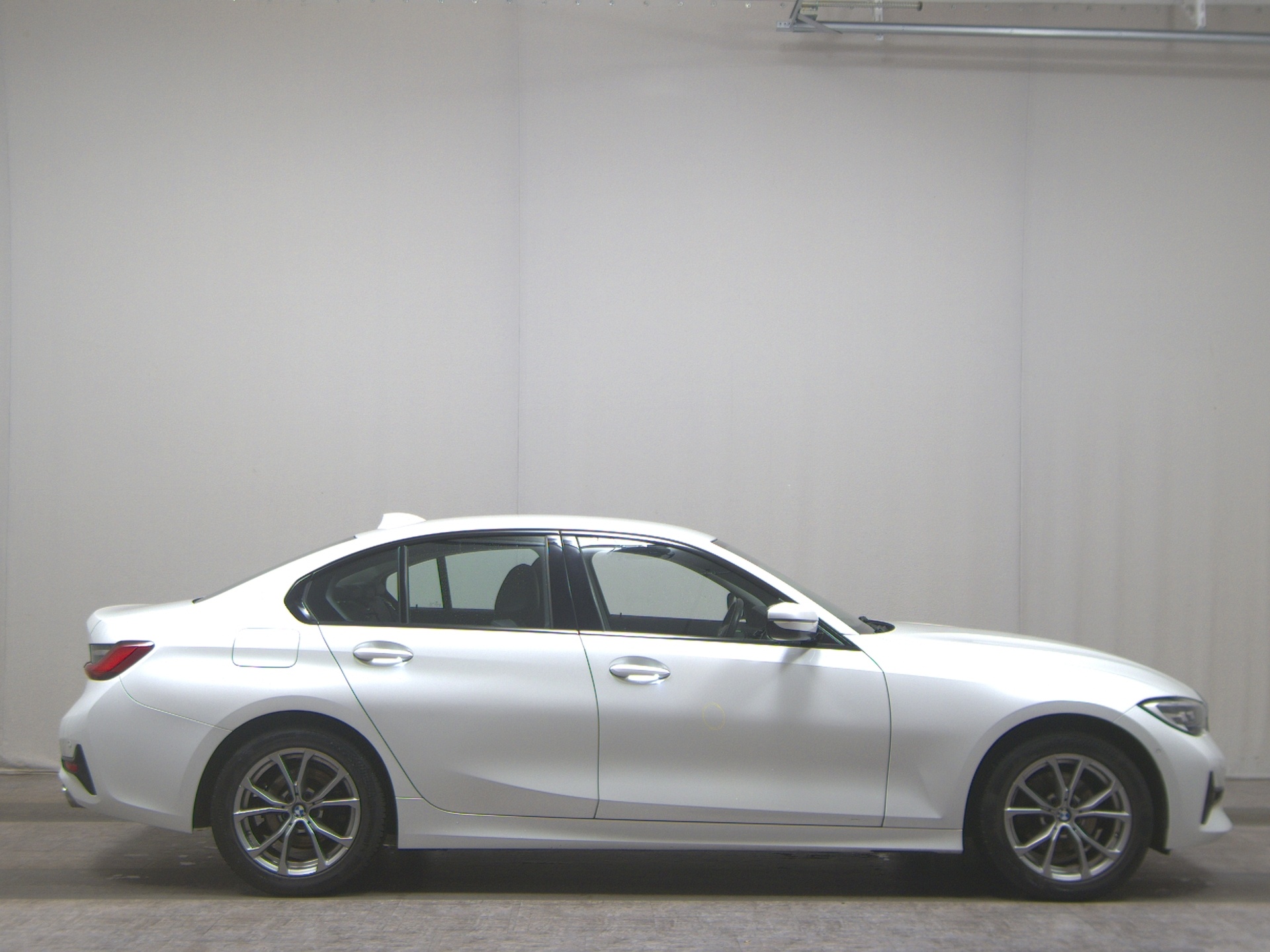 BMW 320dA Sport-Line Navi LED HiFi ACC PDC Shz