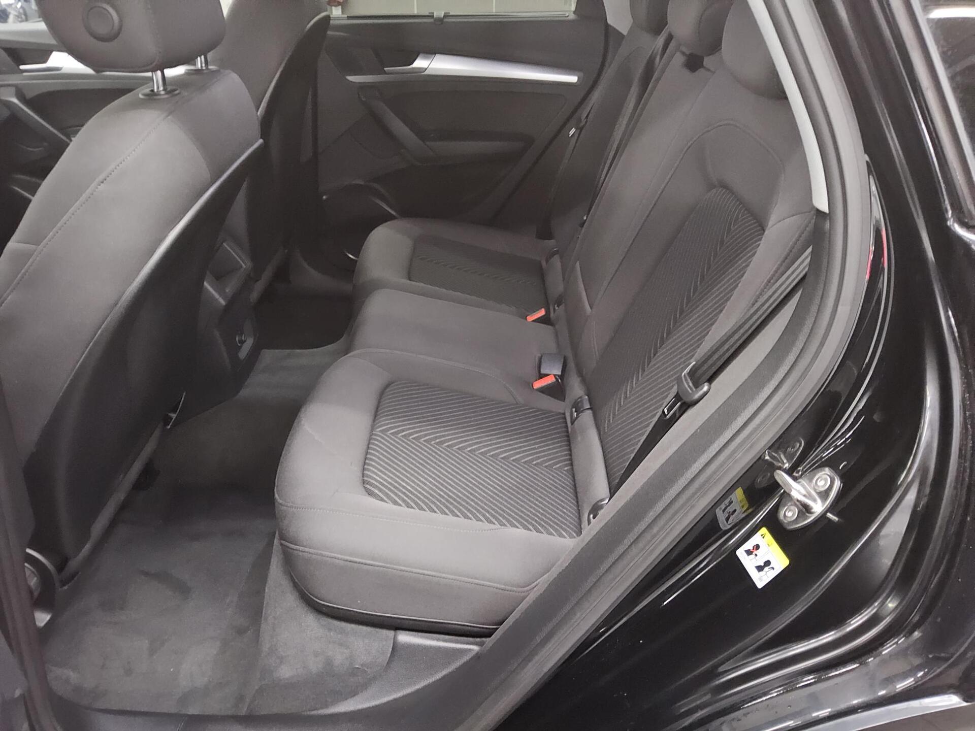 Audi Q5 40 TDI advanced Navi LED vc RFK Optik Schwarz 13