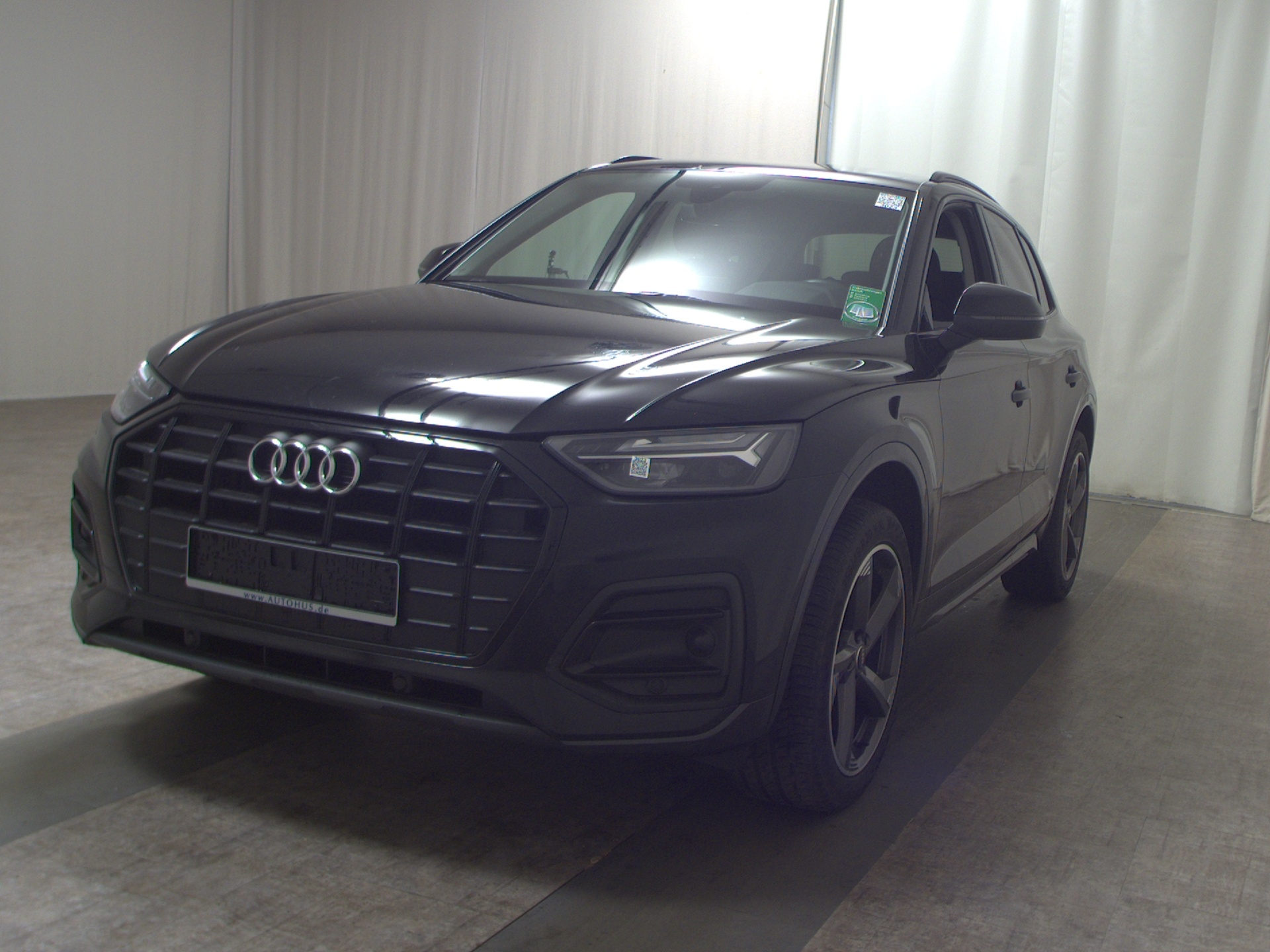 Audi Q5 40 TDI advanced Navi LED vc RFK Optik Schwarz 2
