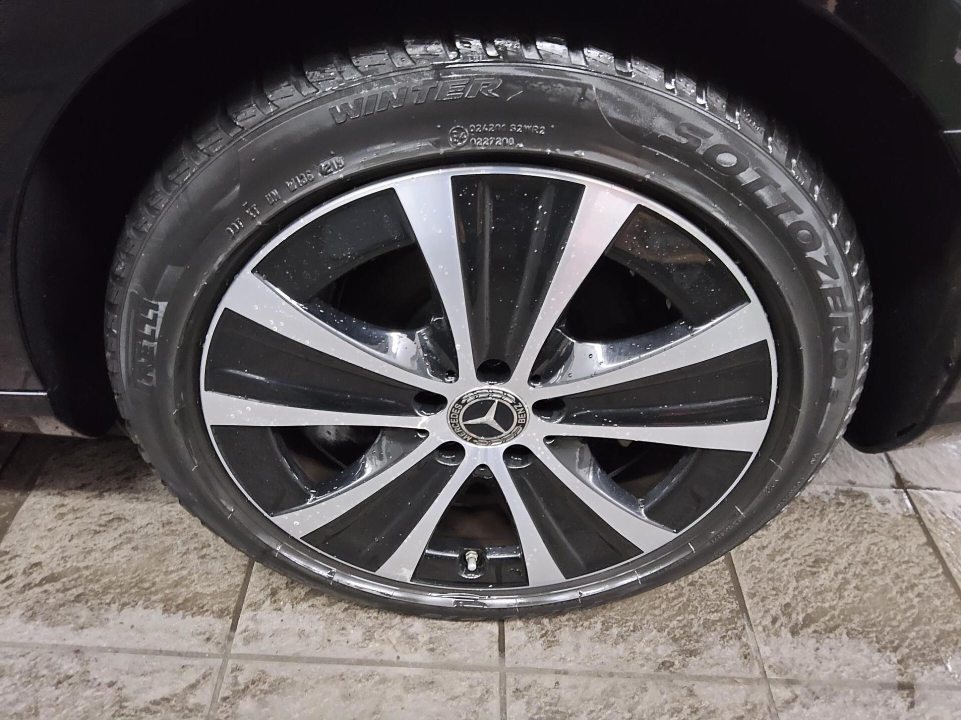 Mercedes-Benz E 300 d Avantgarde Navi Widescreen LED AHK RFK 11