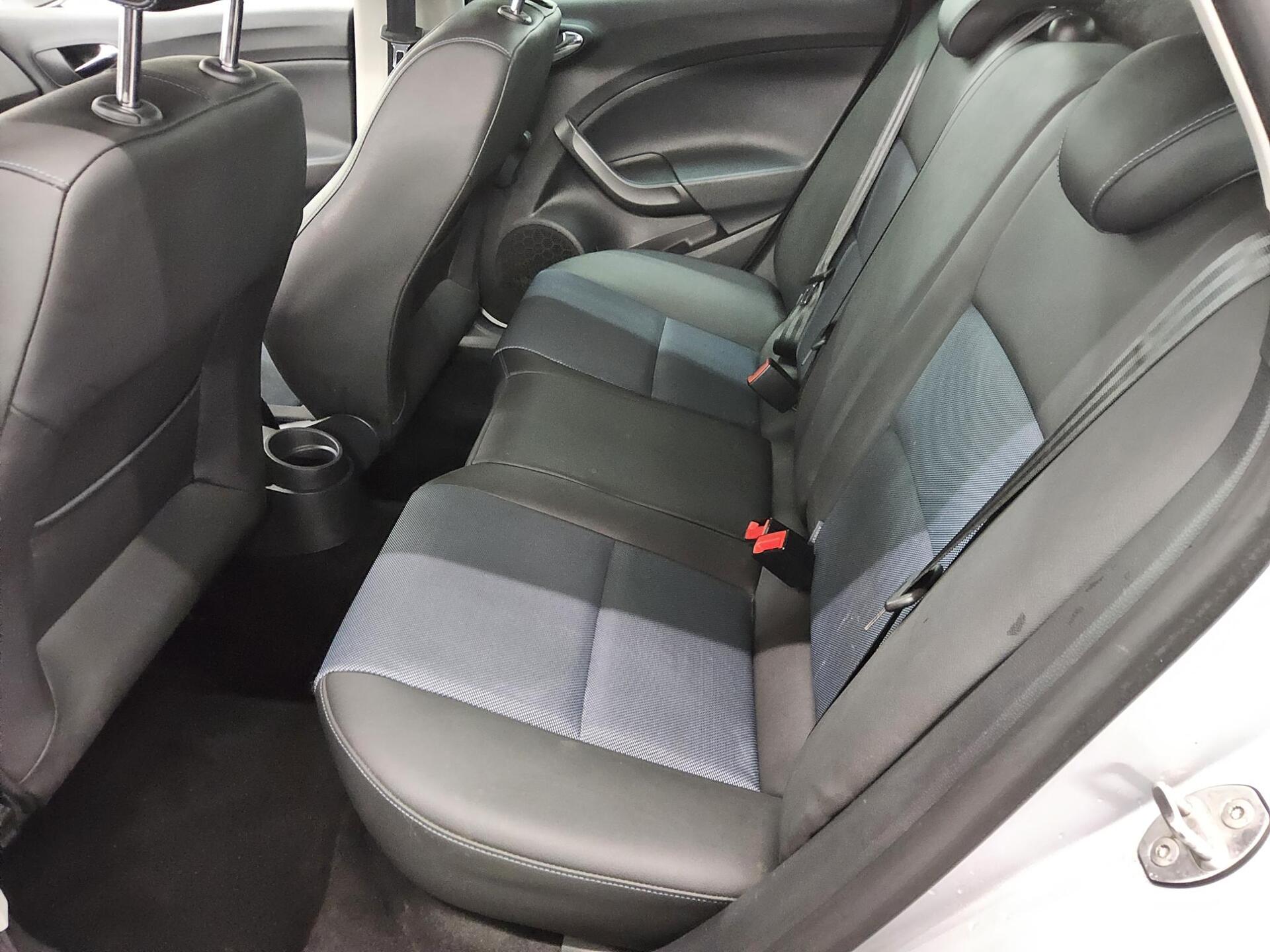 Seat Ibiza ST 1.4 TDI T-Leder Navi BT 13