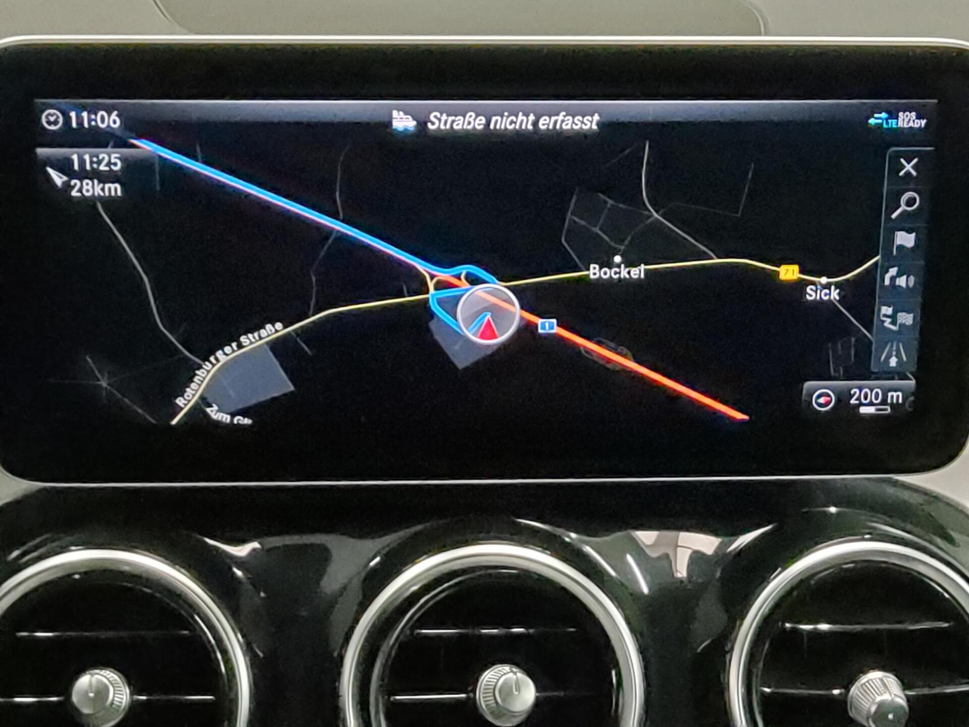 Mercedes-Benz C 180 T Avantgarde T-Leder Navi LED Kamera 7