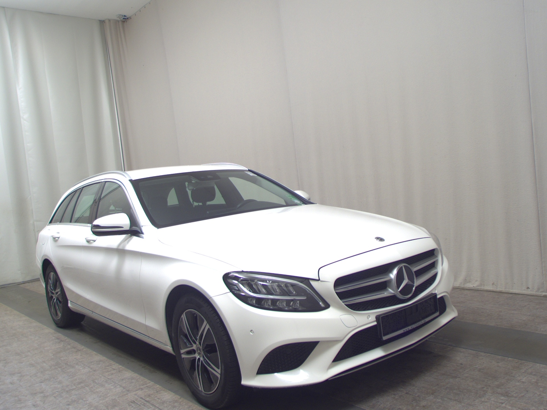Mercedes-Benz C 200 T d Avantgarde Navi LED Shz PDC RfK 3