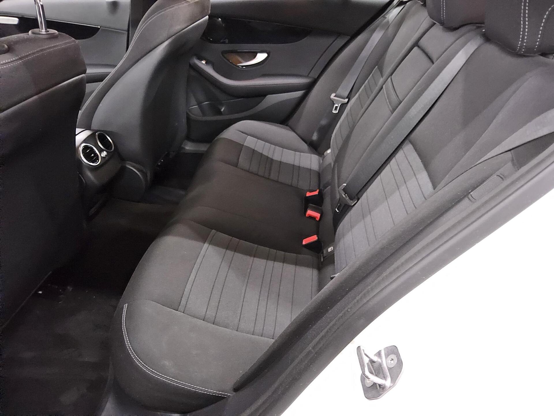 Mercedes-Benz C 200 T d Avantgarde Navi LED Shz PDC RfK 13