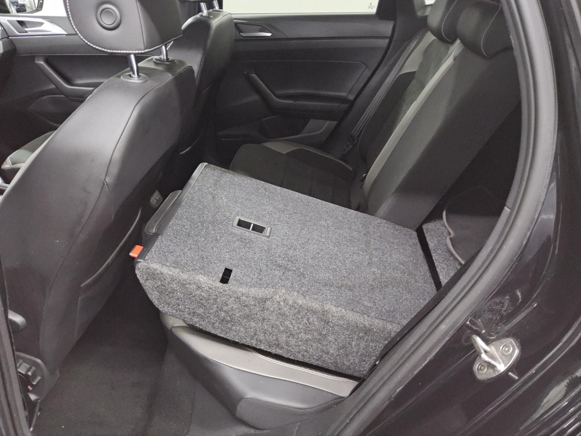 Volkswagen Polo 2.0 TSI GTI Navi LED DC-Pro RFK ACC PDC Shz 13