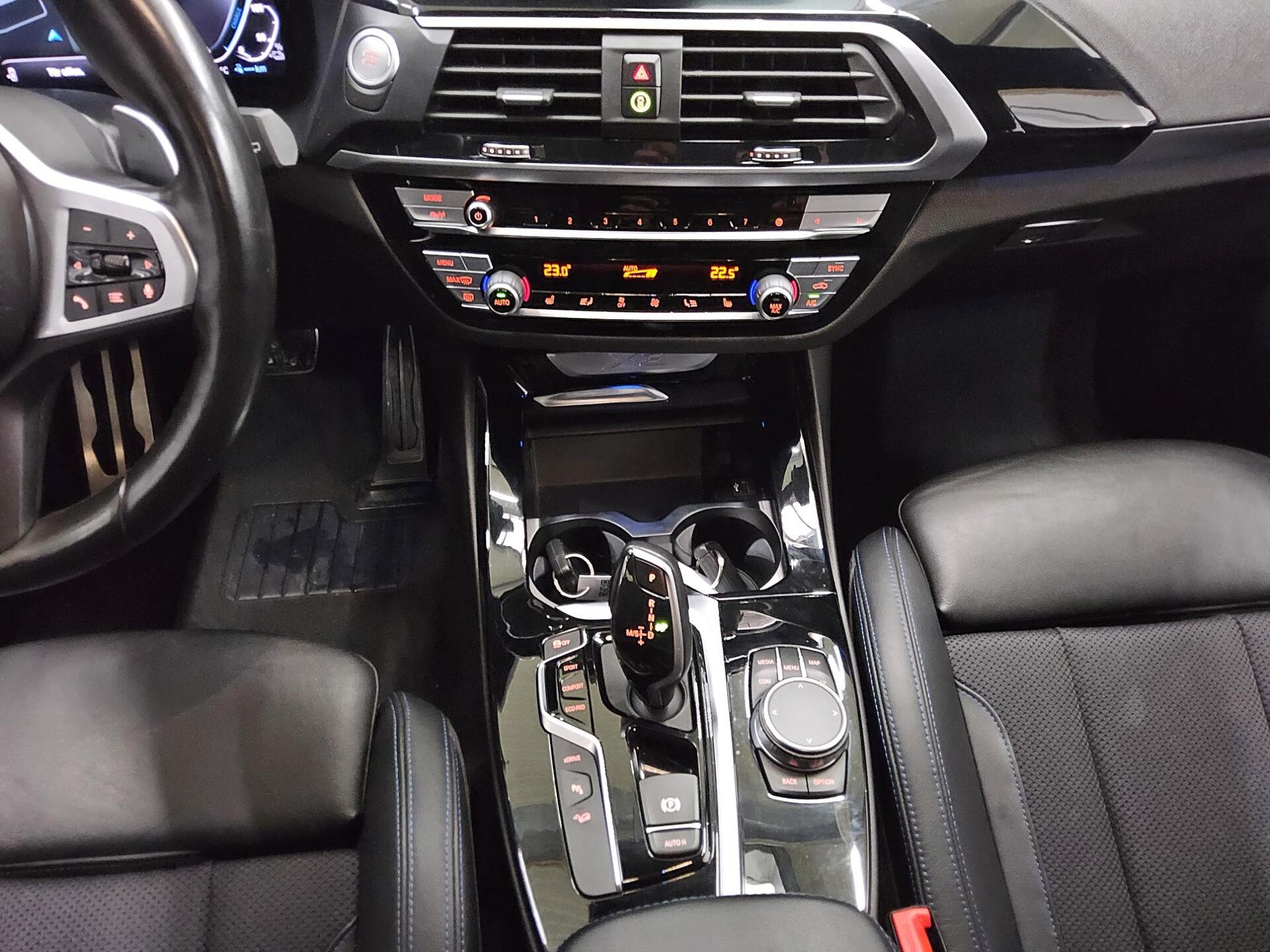 BMW X3 xDrive30e M-Sport T-Leder Navi LED LC-Pro ACC 6