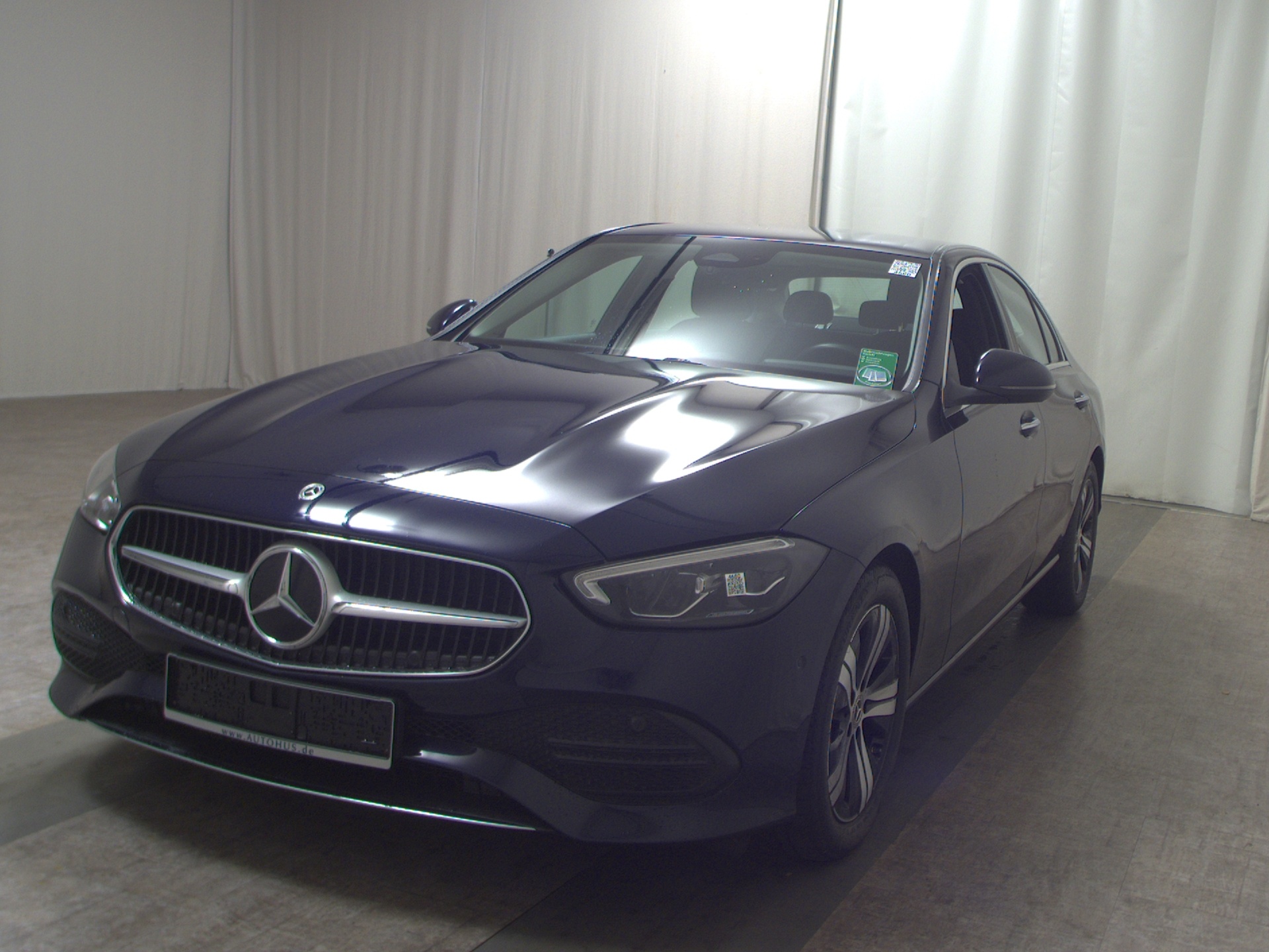 Mercedes-Benz C 220 d Avantgarde Navi LED MBUX RfK PDC Shz 2