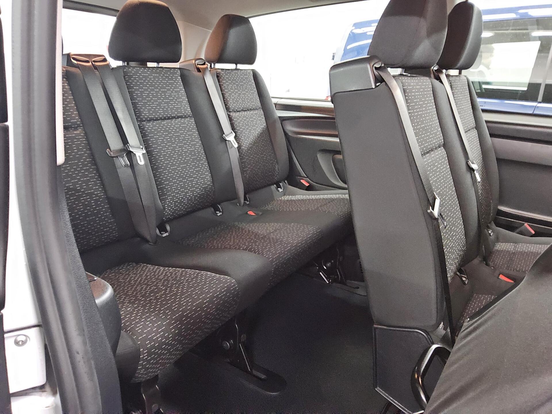 Mercedes-Benz Vito CDI Tourer 8-Sitze Extralang Navi RfK PDC 13