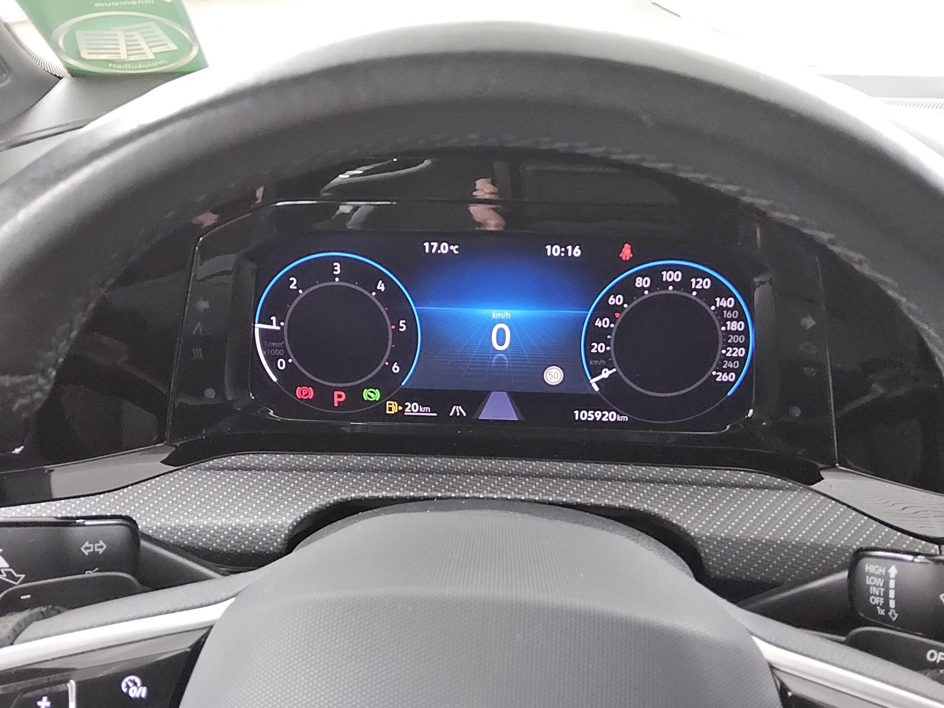 Volkswagen Golf-8 Var. 2.0 TDI R-Line Navi DC LED ACC 8