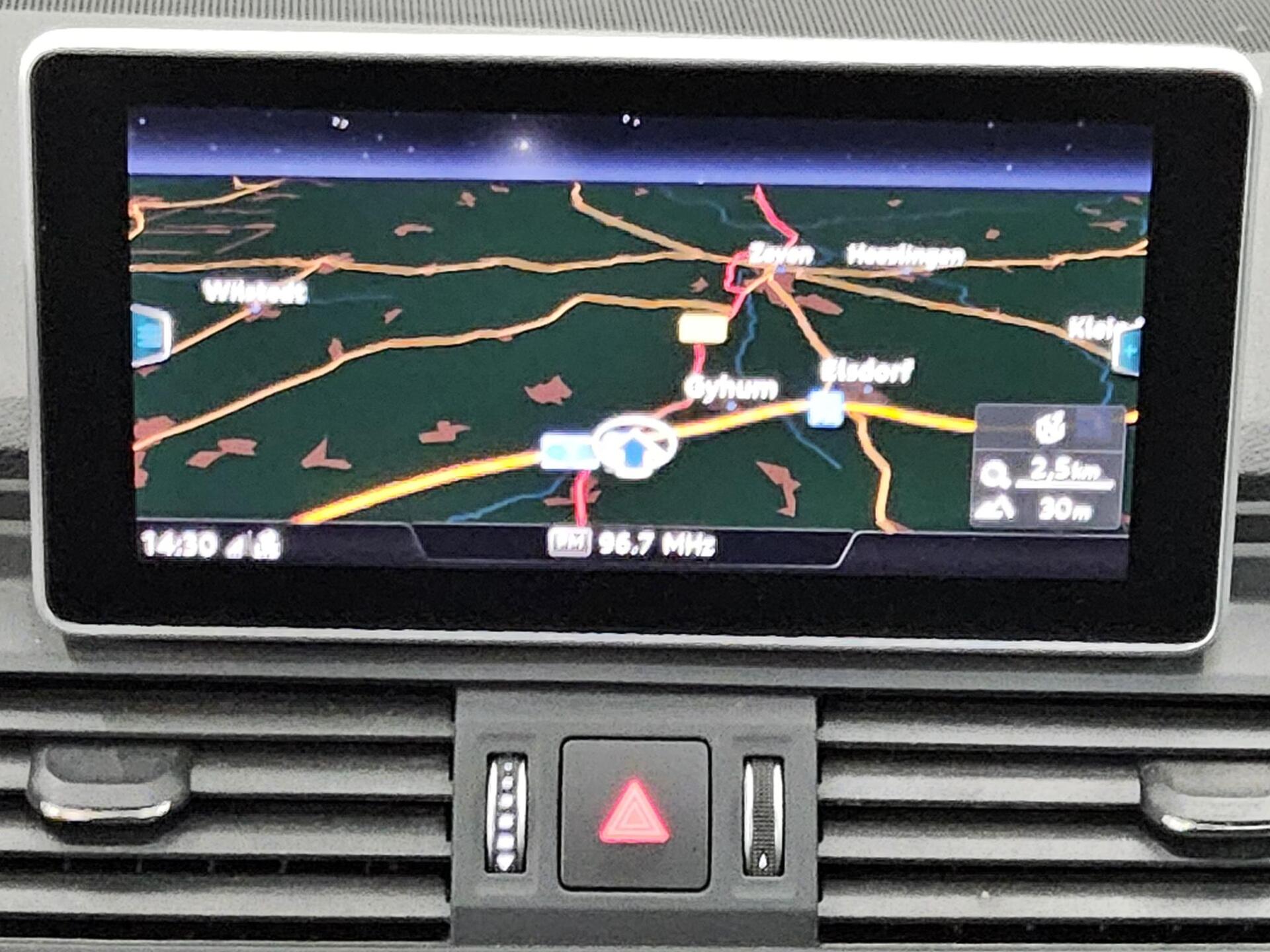 Audi Q5 35 TDI Qu. Navi Xenon virtual cockpit RFK PDC 7