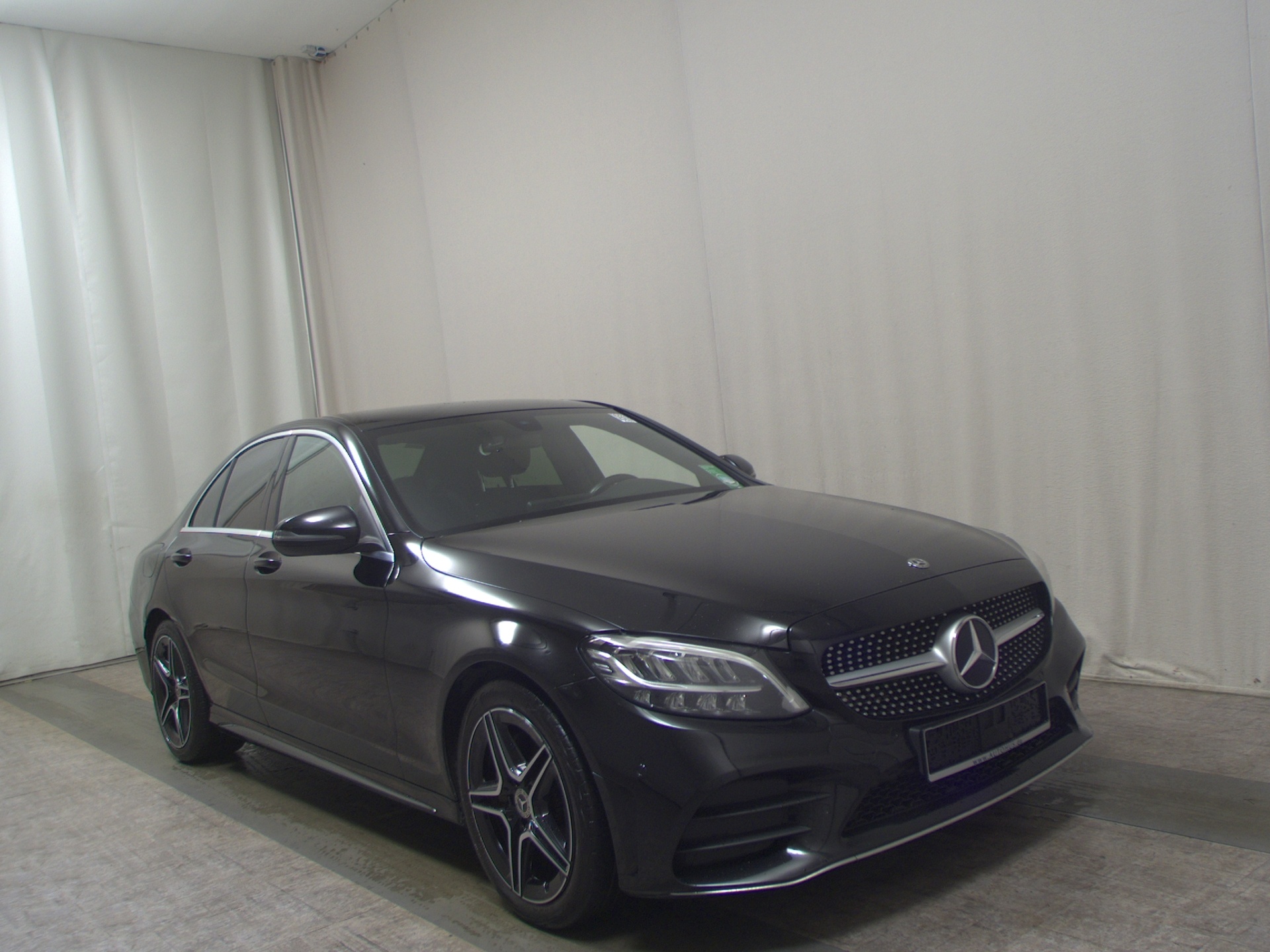 Mercedes-Benz C 220 d AMG-Line Navi LED Distronic+ AHK Shz 3