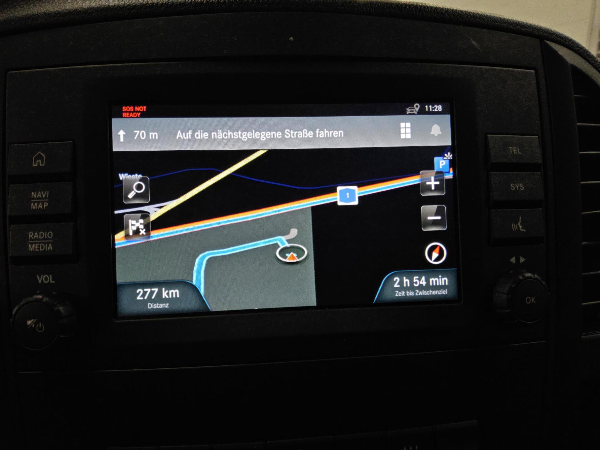 Mercedes-Benz Vito CDI Extralang 8-Sitzer Navi RFK Shz 7