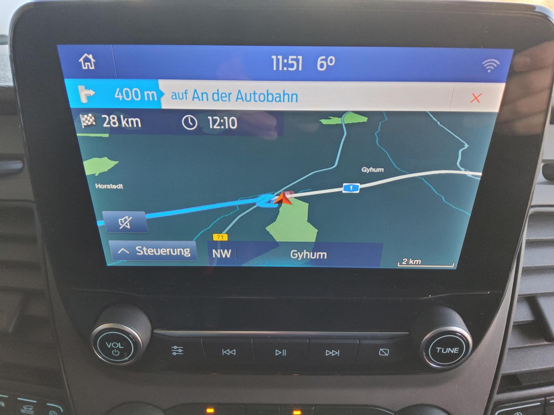 Ford Transit 2.0 TDCi Trend L3H2 9-Sitze Navi Shz DAB 7