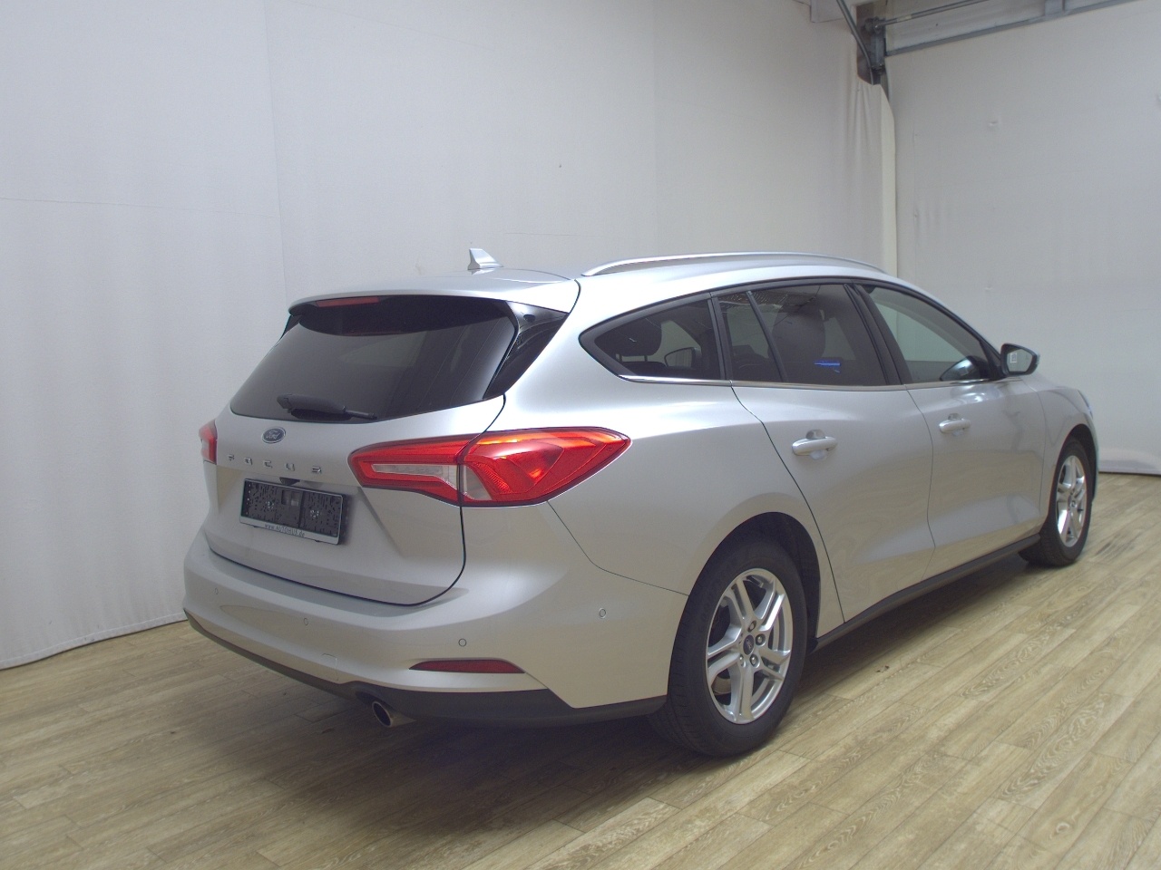 Ford Focus Turnier 1.5 EB Cool&Connect Navi LED AHK 4