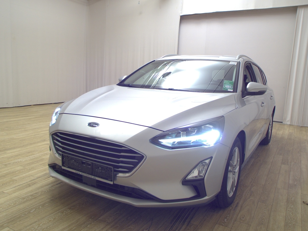 Ford Focus Turnier 1.5 EB Cool&Connect Navi LED AHK 2