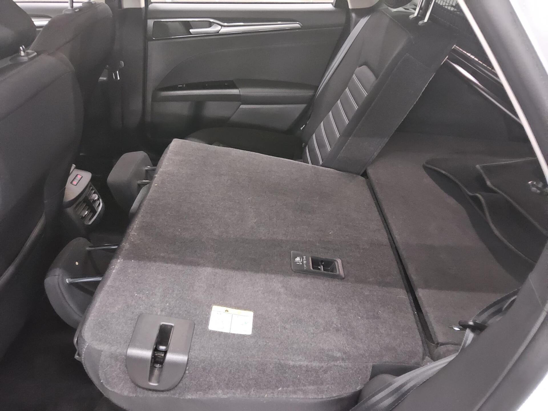 Ford Mondeo Turnier 2.0 EB Business Navi AHK SHZ 12