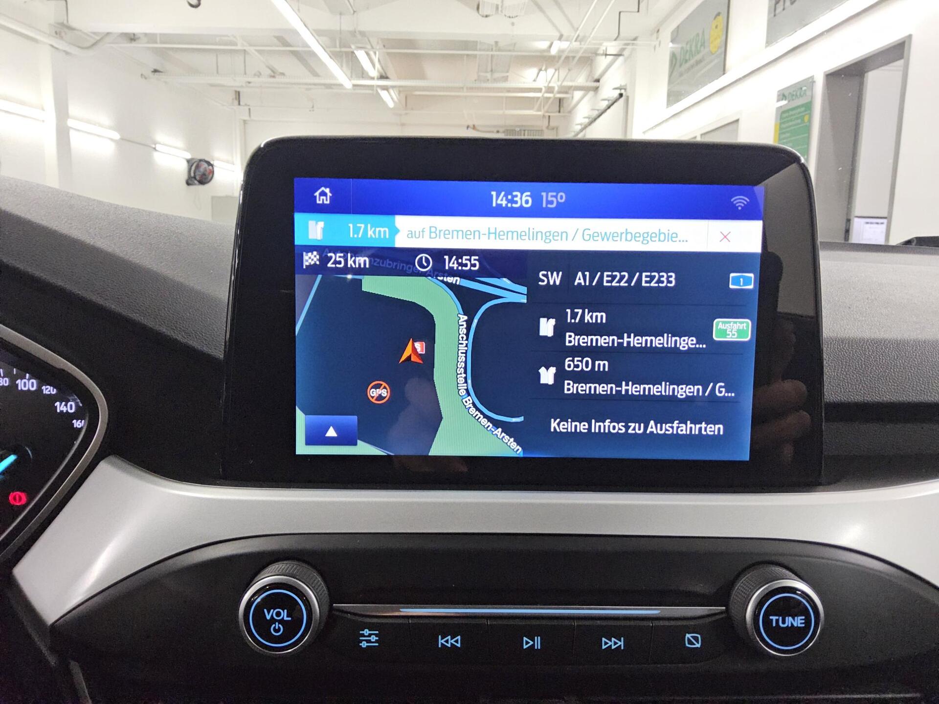 Ford Focus Turnier 1.5 EB Cool&Connect Navi RFK LED 7