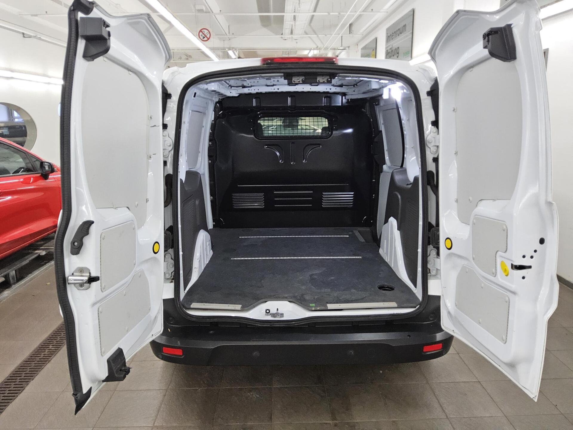 Ford Transit Connect 1.5 EB Trend L1 PDC ACC DAB BT 11