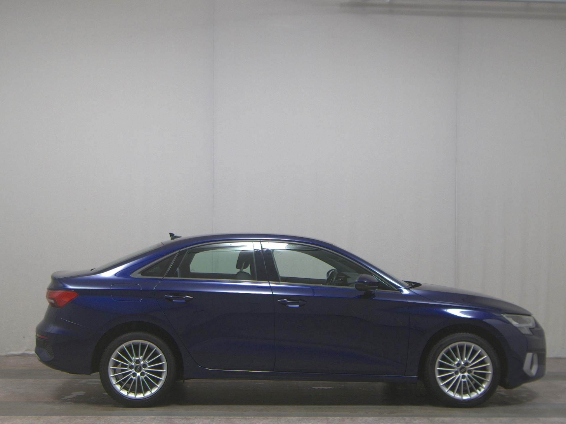 Audi A3 Lim. 35 TDI advanced Navi LED vc AHK ACC SHZ