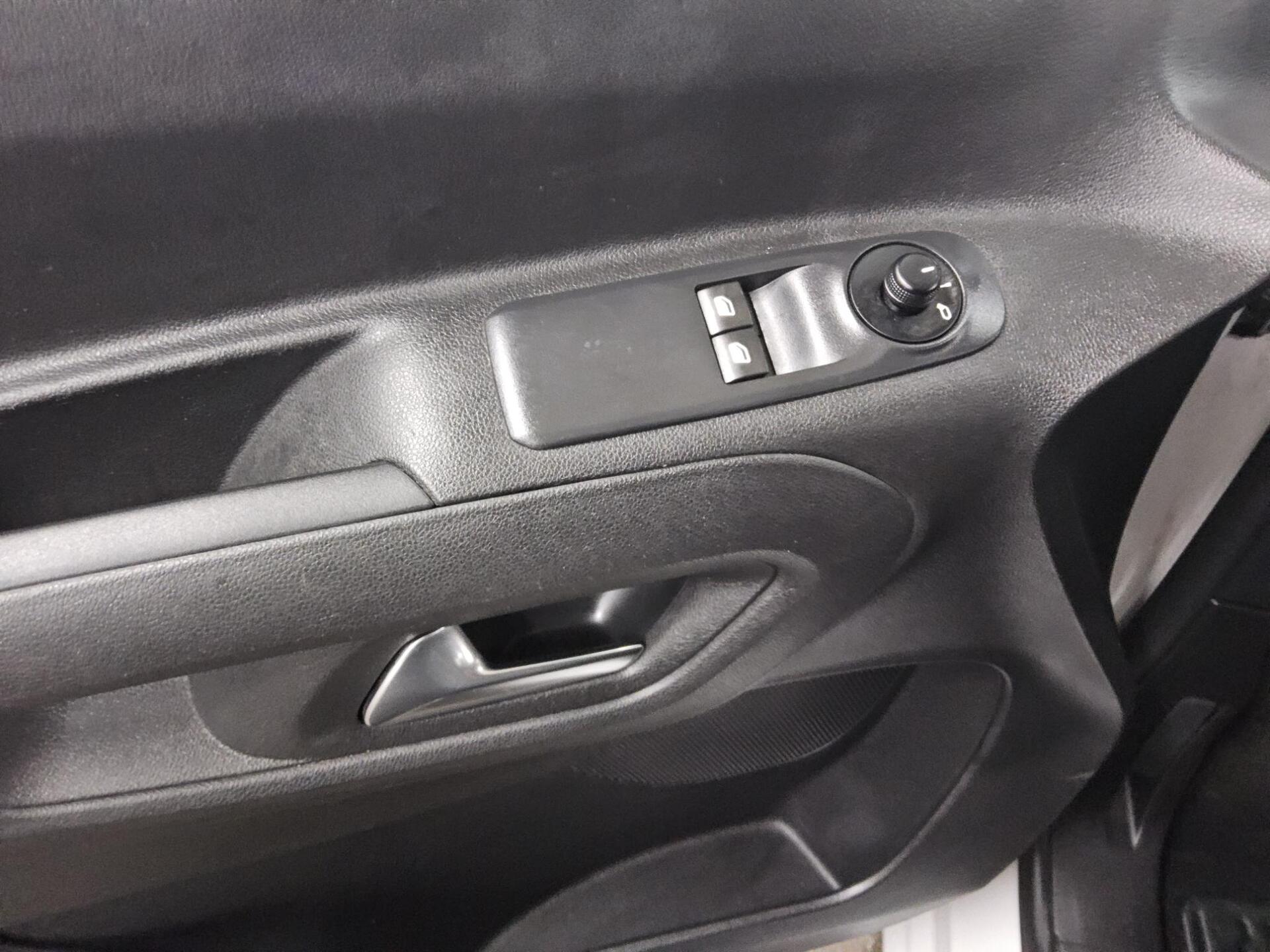 Opel Combo Life 1.5 D Edition PDC DAB Klima 9