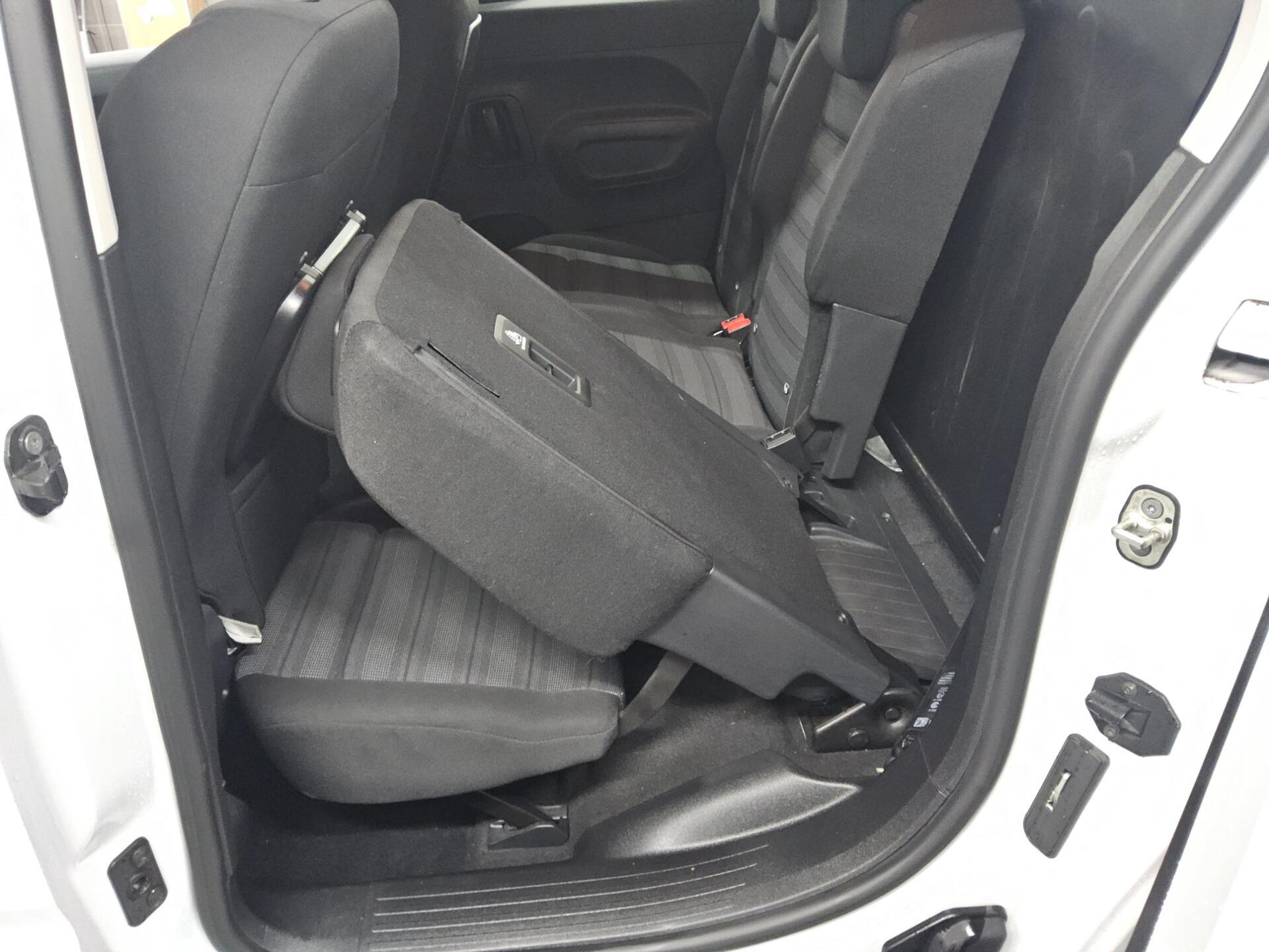 Opel Combo Life 1.5 D Edition PDC DAB Klima 13