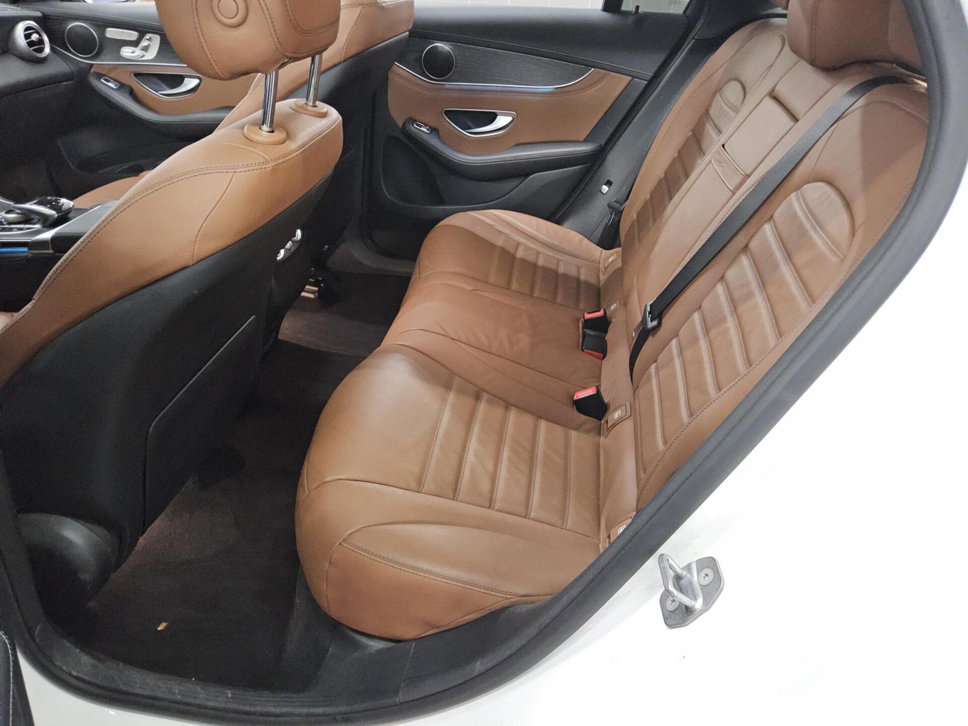 Mercedes-Benz GLC 250 4M Exclusive Navi LED Pano HuD Night RFK 13