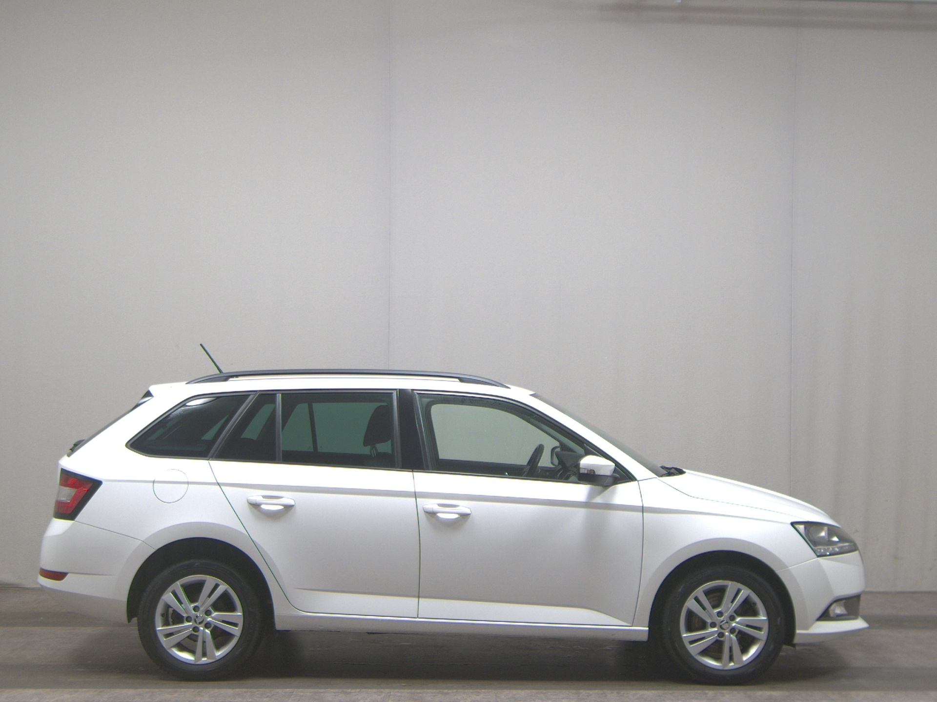 Skoda Fabia Kombi 1.0 TSI Style Navi PDC SHZ